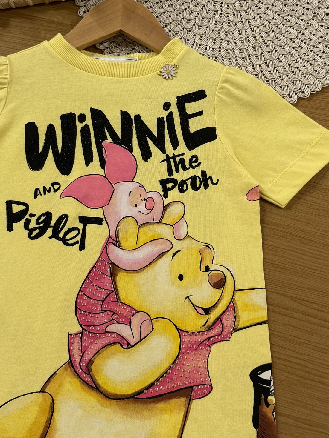 Vestido Infantil Animê Verão Amarelo Pooh e Leitão Disney