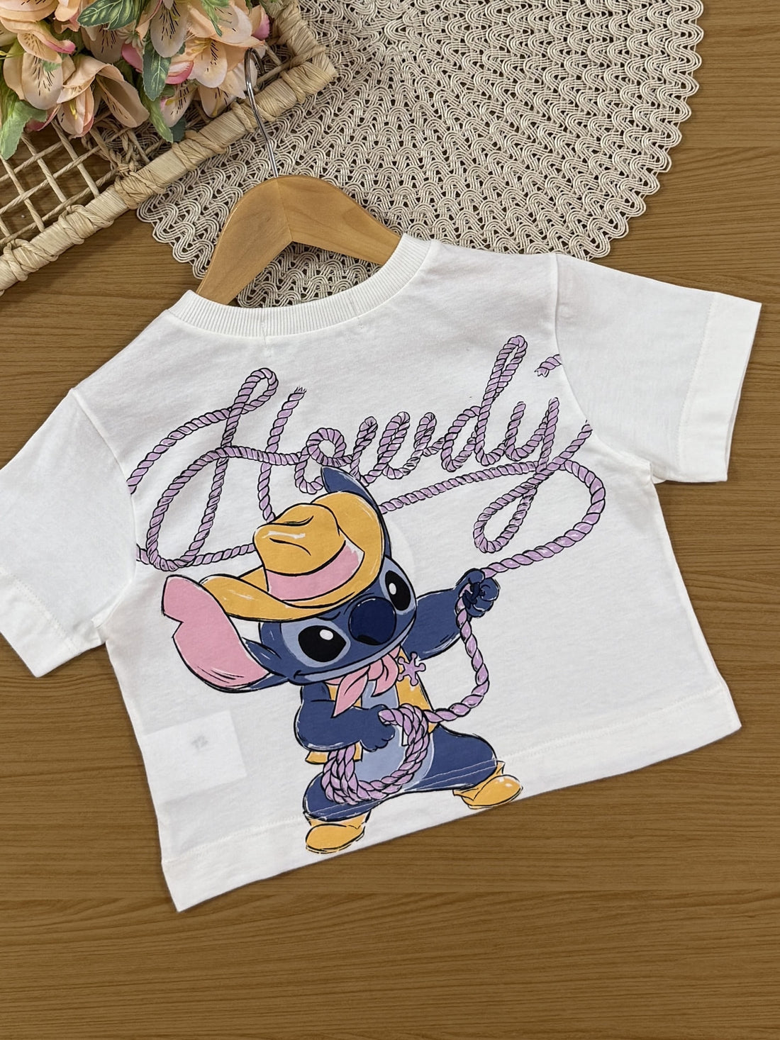 Blusa Infantil Animê Verão Branca Stitch Cowboy Disney