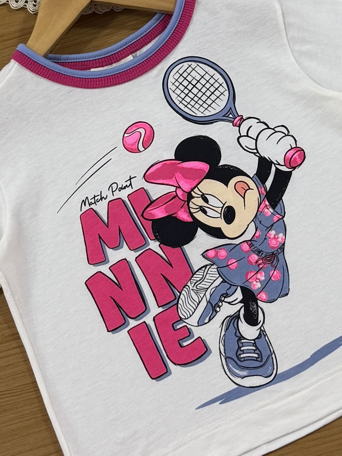 Blusa Infantil Animê Verão Branca Minnie Tênista Disney