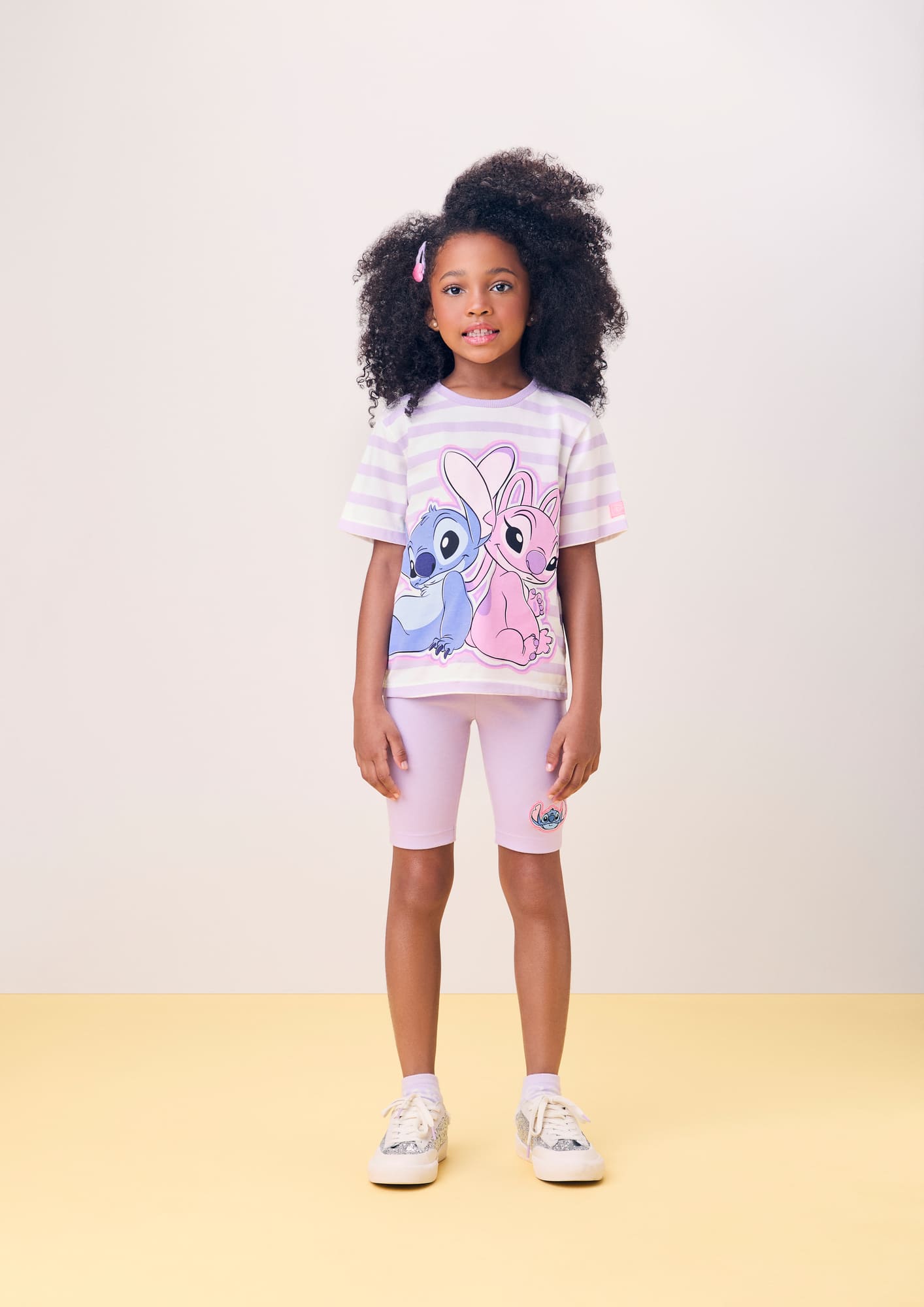 Conjunto Infantil Momi Verão com Shorts Ciclista Lilás e Blusa Listrada Angel e Stitch Disney