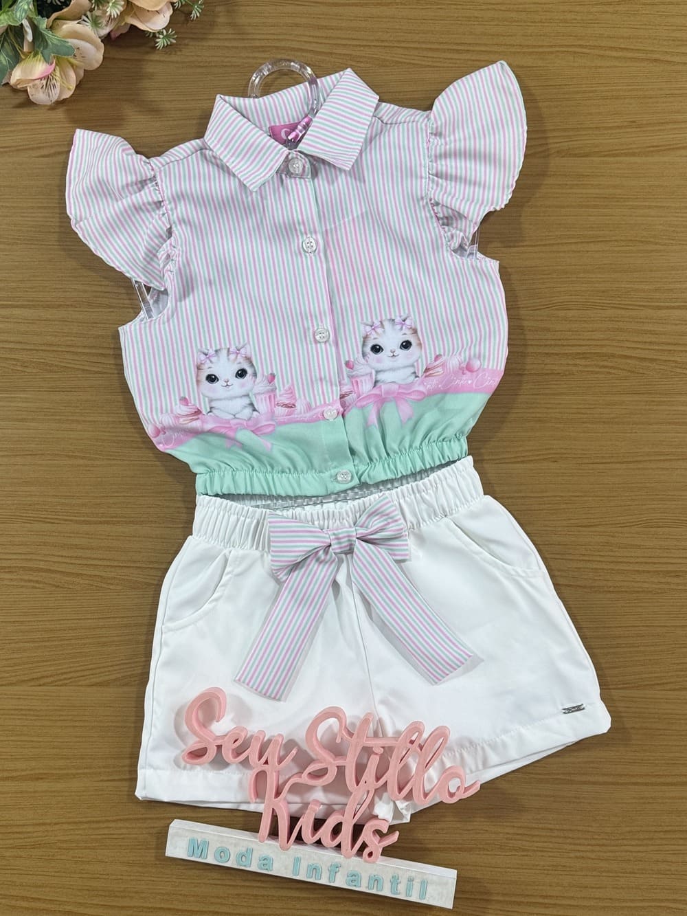 Conjunto Infantil Cinti Verão Shorts e Camisete Gatinha
