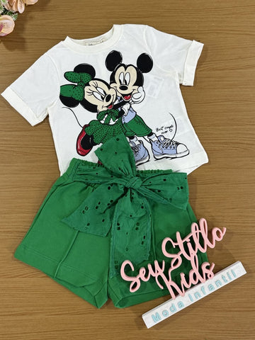Conjunto Infantil Animê Verão Shorts Verde e Blusa Minnie e Mickey Disney