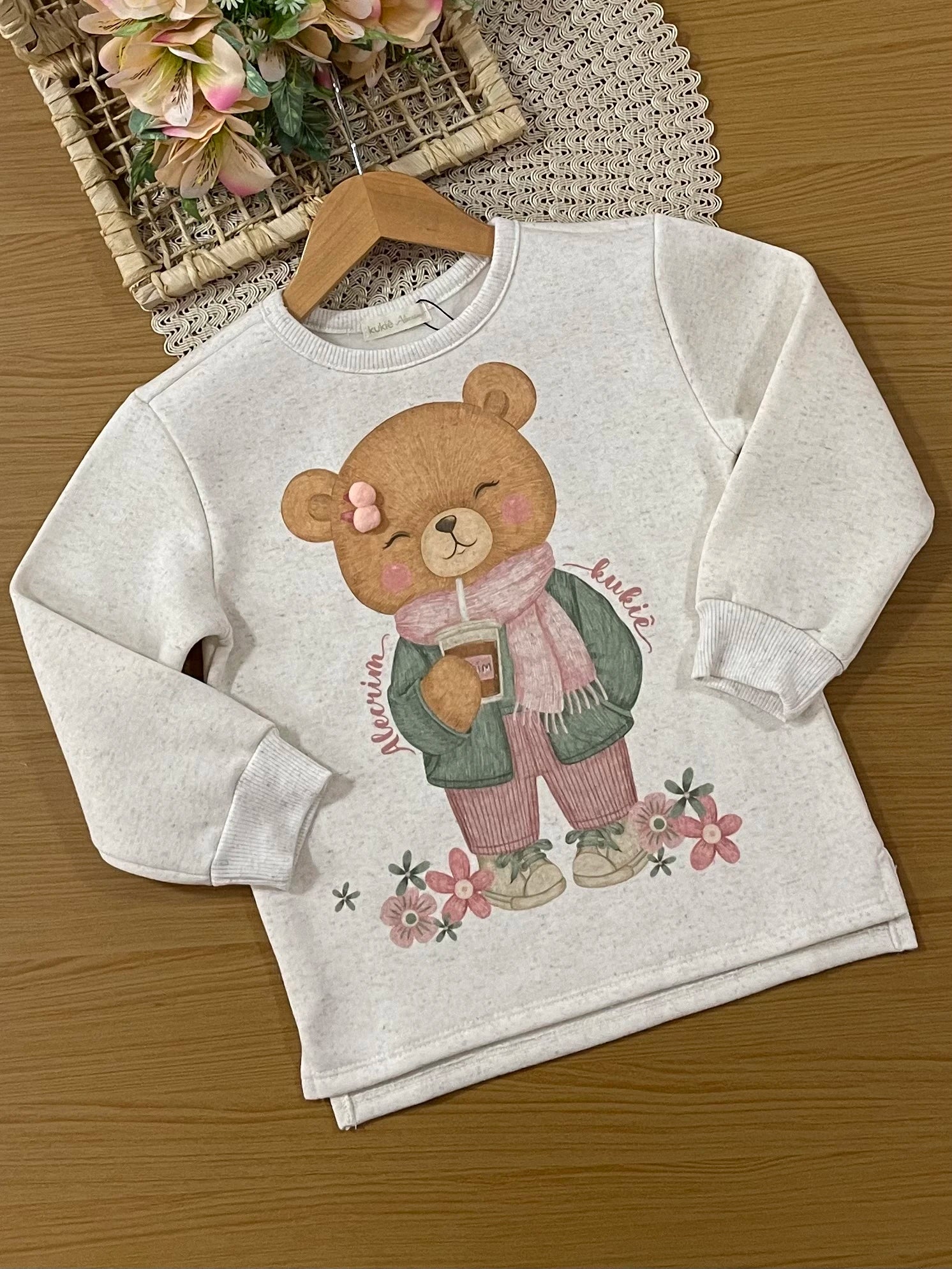 Conjunto Infantil Kukiê Inverno com Calça Legging Rosa e Moletom Flanelado Ursinha Flor