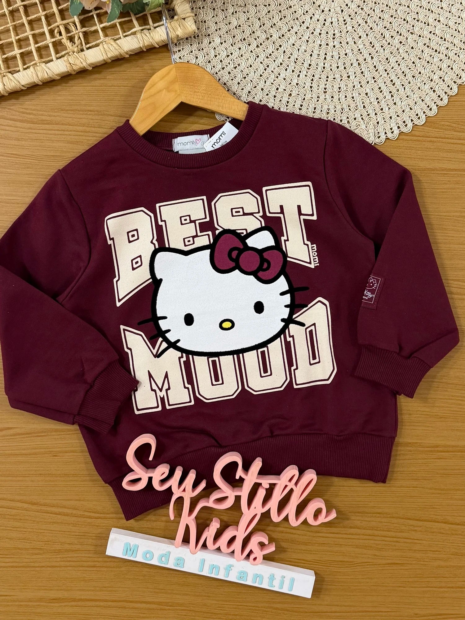 Moletom Infantil Momi Inverno sem Flanela Vinho Hello Kitty Best Mood