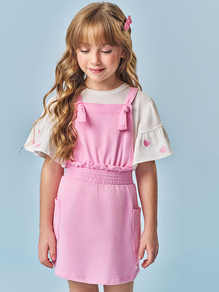 Salopete Infantil Cinti Verão Rosa com Blusa Branca Corações