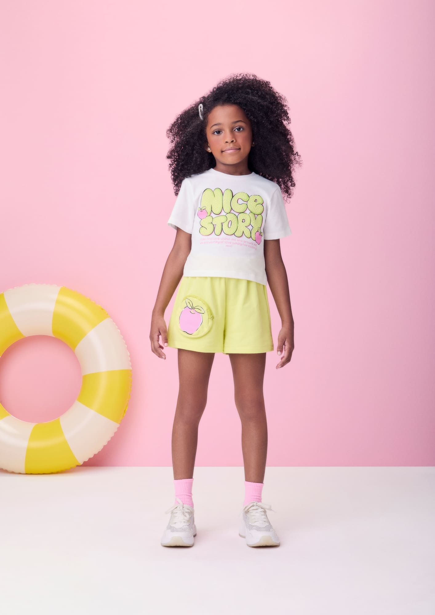 Conjunto Infantil Momi Verão com Shorts Amarelo com Bolsinha e Blusa Branca Nice Story