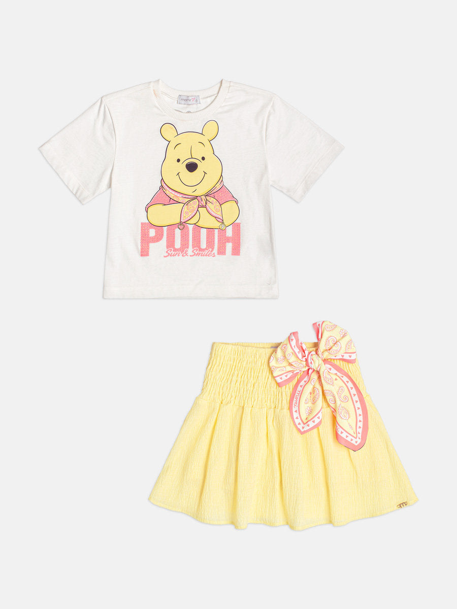Conjunto Infantil Menina Momi com Saia Amarela e Blusa Ursinho Pooh Strass Disney