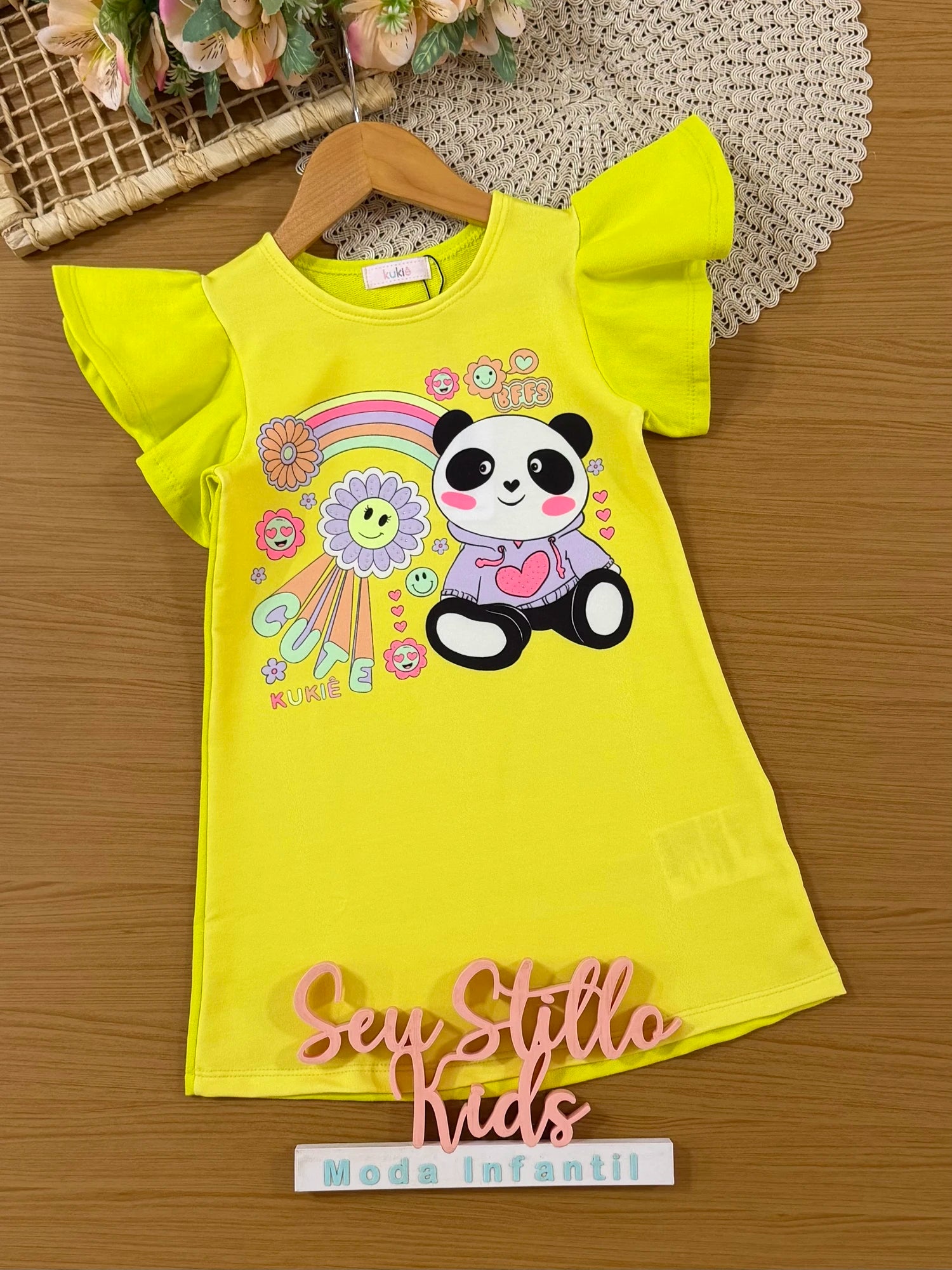 Vestido Infantil Kukiê Verde Neon Pandinha Cute