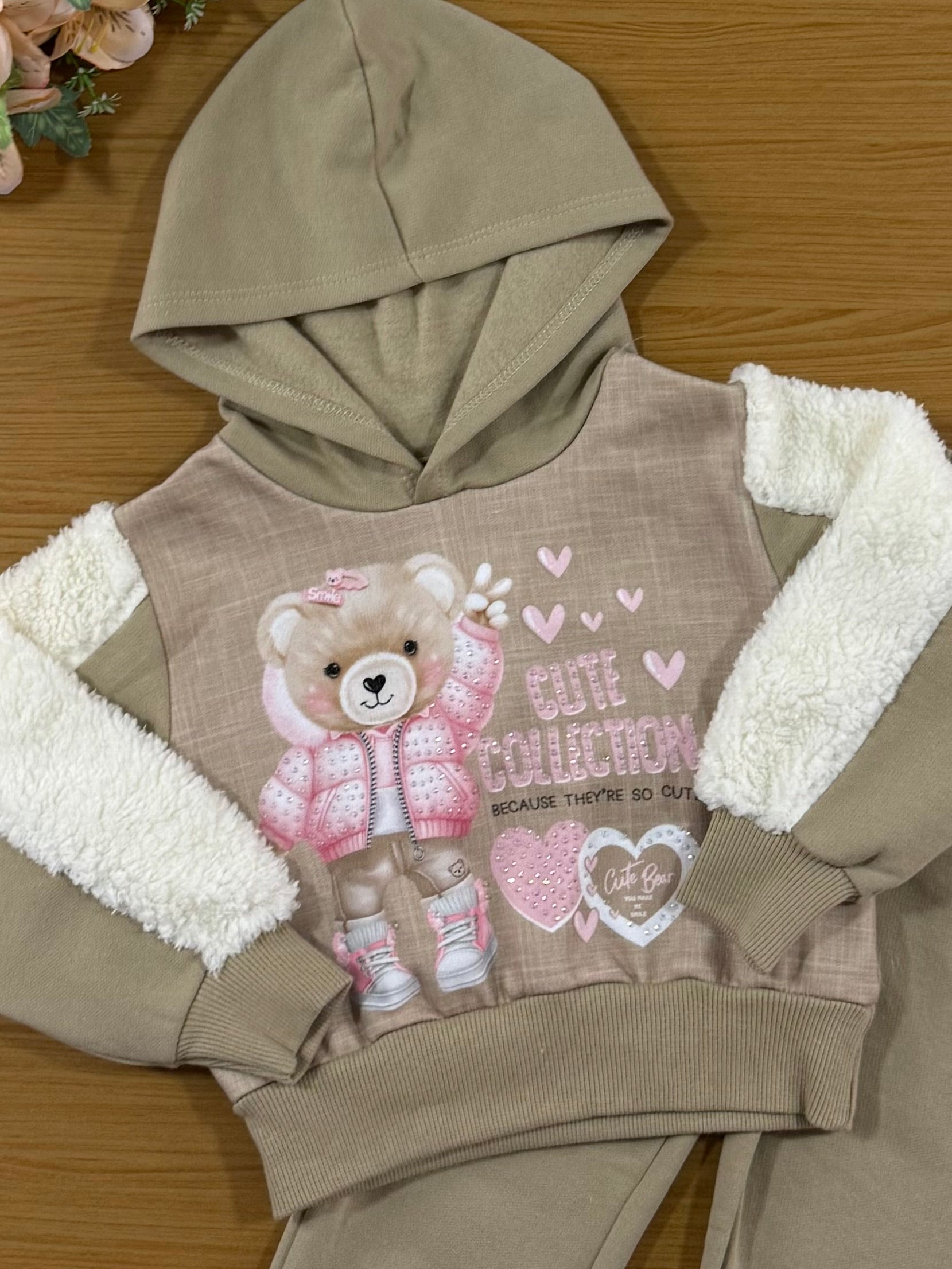 Conjunto Infantil Cinti Inverno Calça e Moletom Flanelado Bege Ursinha com Strass