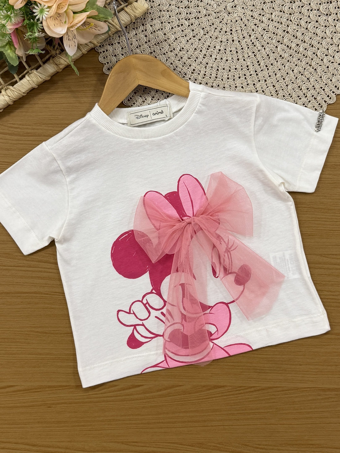 Conjunto Infantil Animê Verão com Saia em Tule Rosa e Blusa Branca Minnie Laço Disney