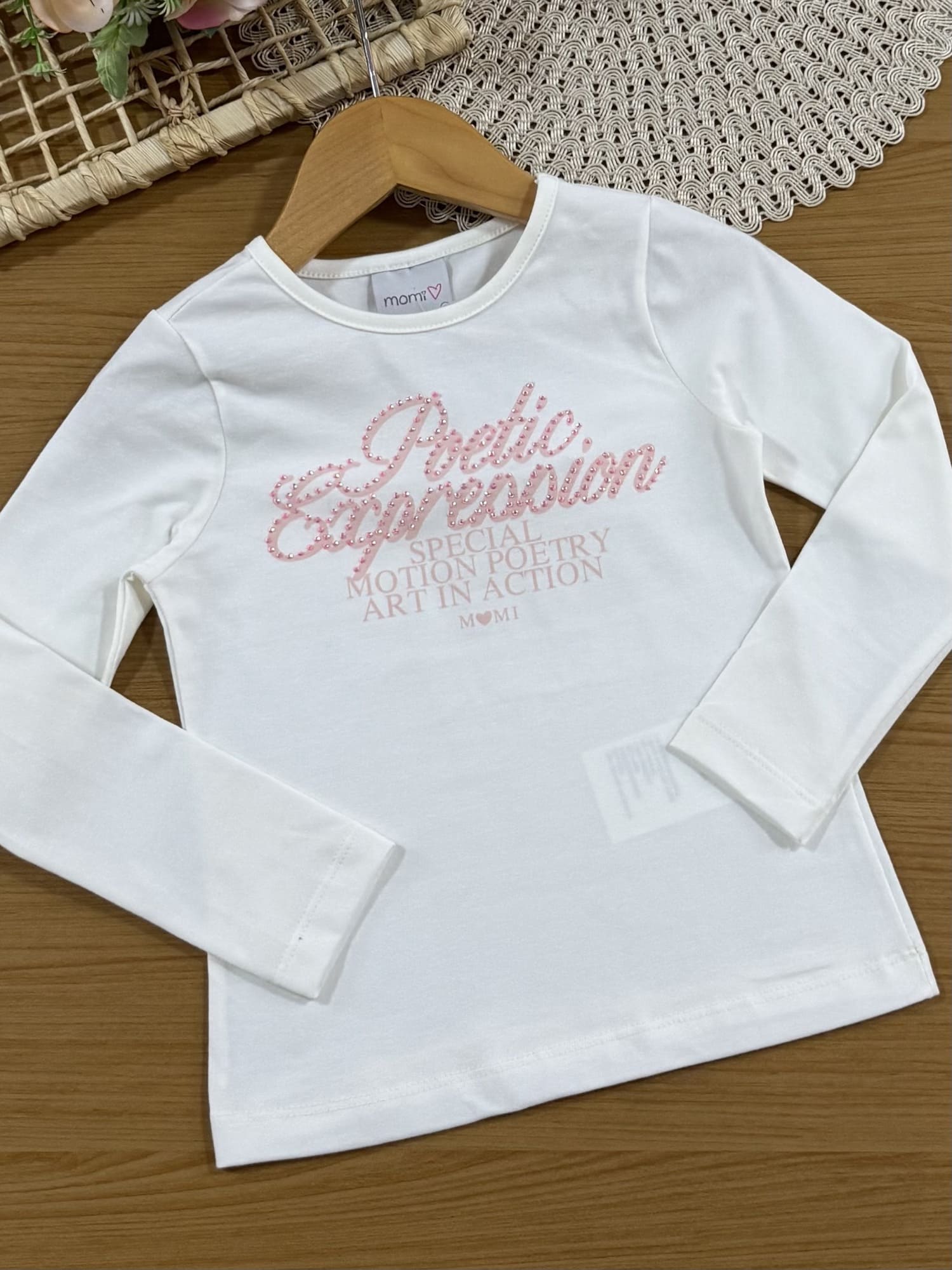 Conjunto Infantil Momi Inverno com Shorts Rosa e Blusa Manga Longa Branca com Strass