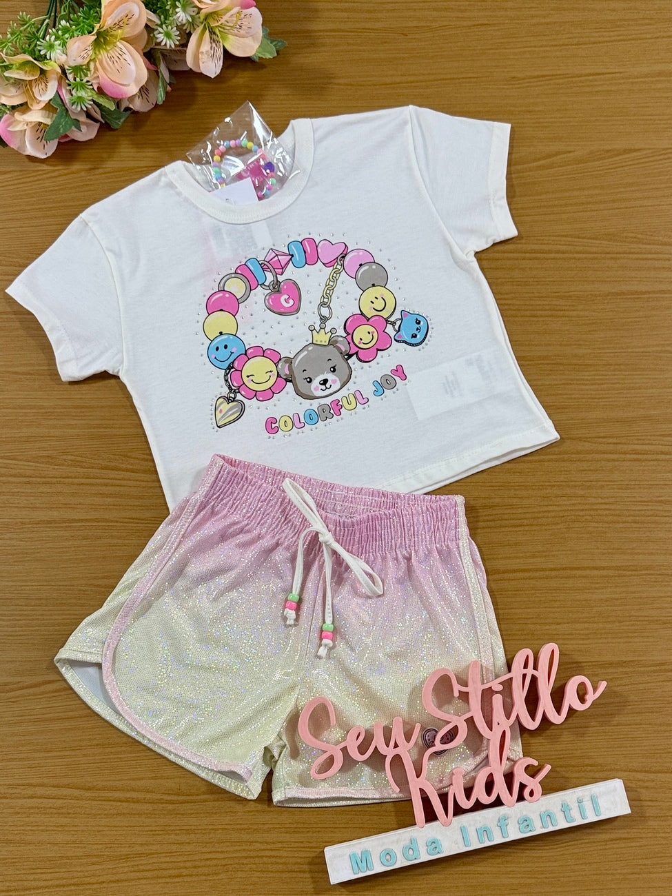 Conjunto Infantil Cinti Verão Shorts Holográfico e Blusa Pandora Ursinho