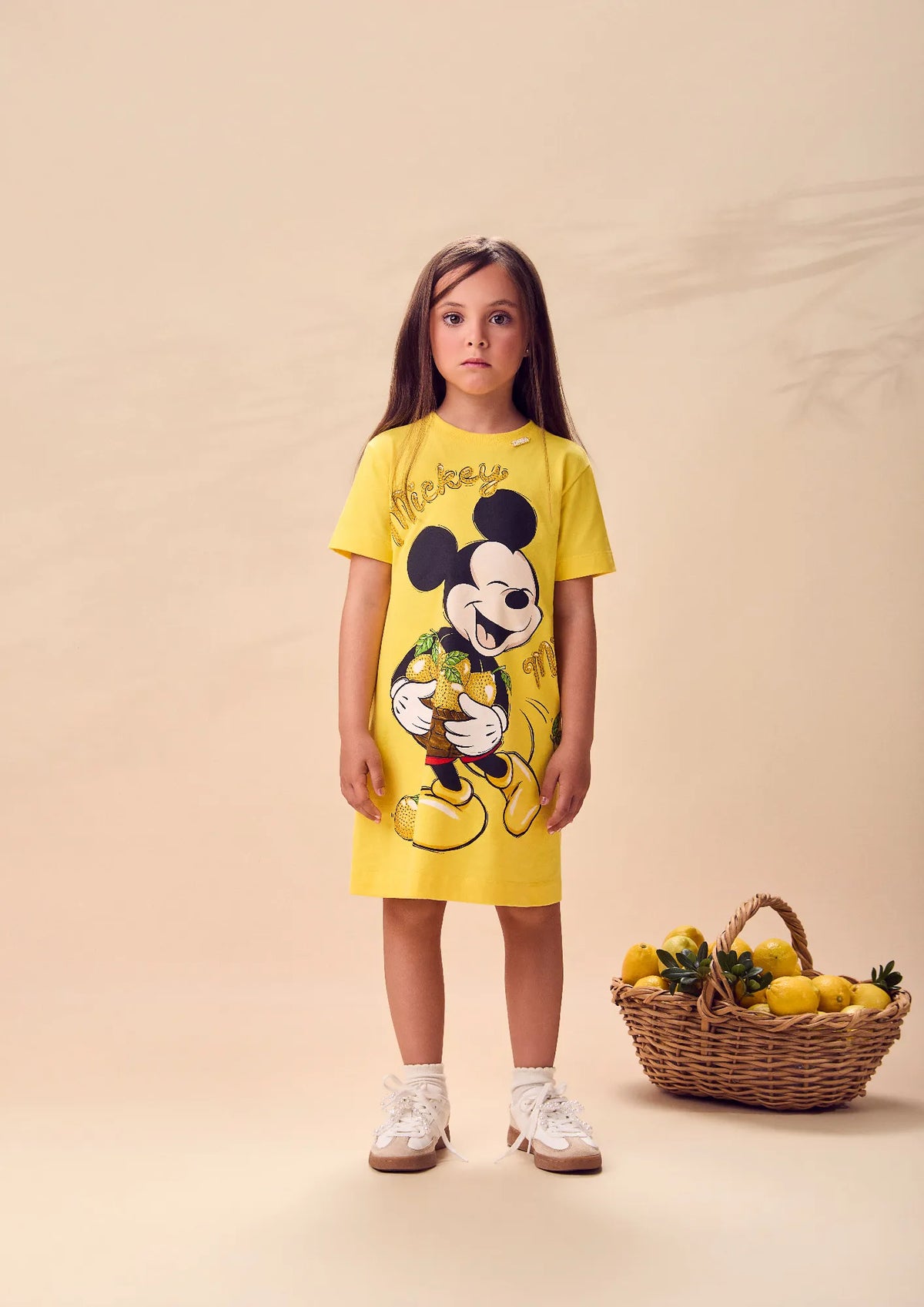 Vestido Infantil Animê Amarelo Mickey e Minnie Limãozinho Strass Disney