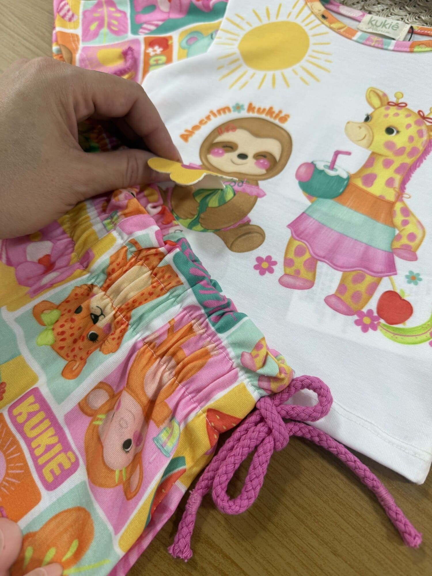 Conjunto Infantil Kukiê Verão com Shorts e Blusa Branca Animais