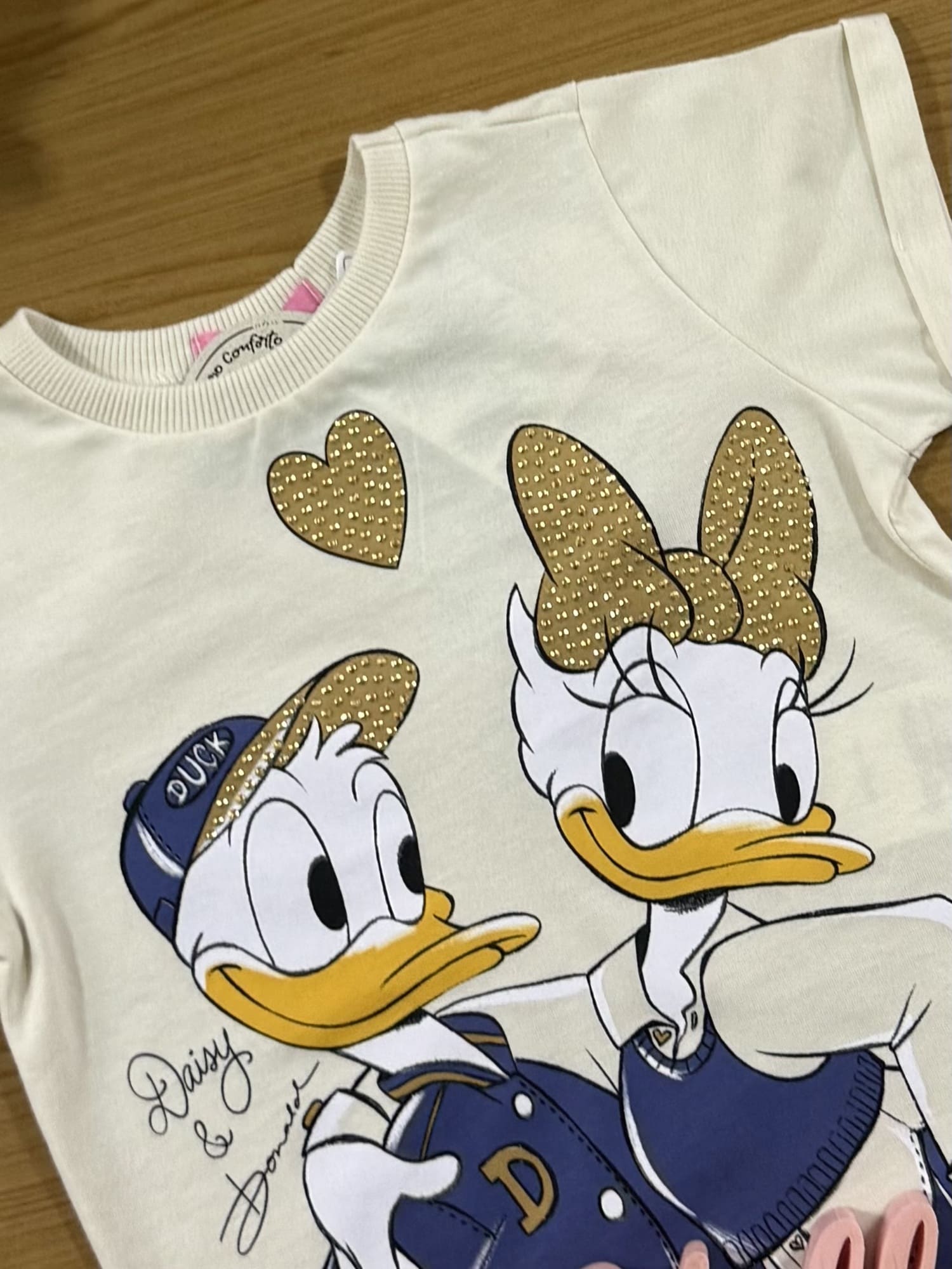 Blusa Infantil Momi Inverno Manga Curta Bege Donald e Daisy Disney