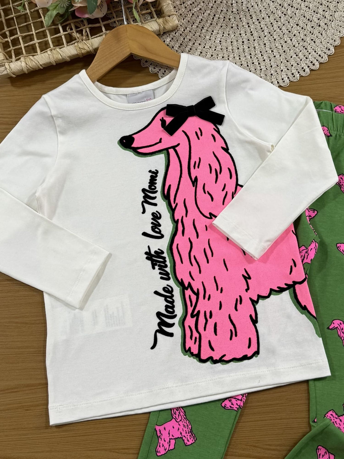 Conjunto Infantil Momi Inverno com Calça Verde e Blusa Manga Longa Branca Cachorrinha