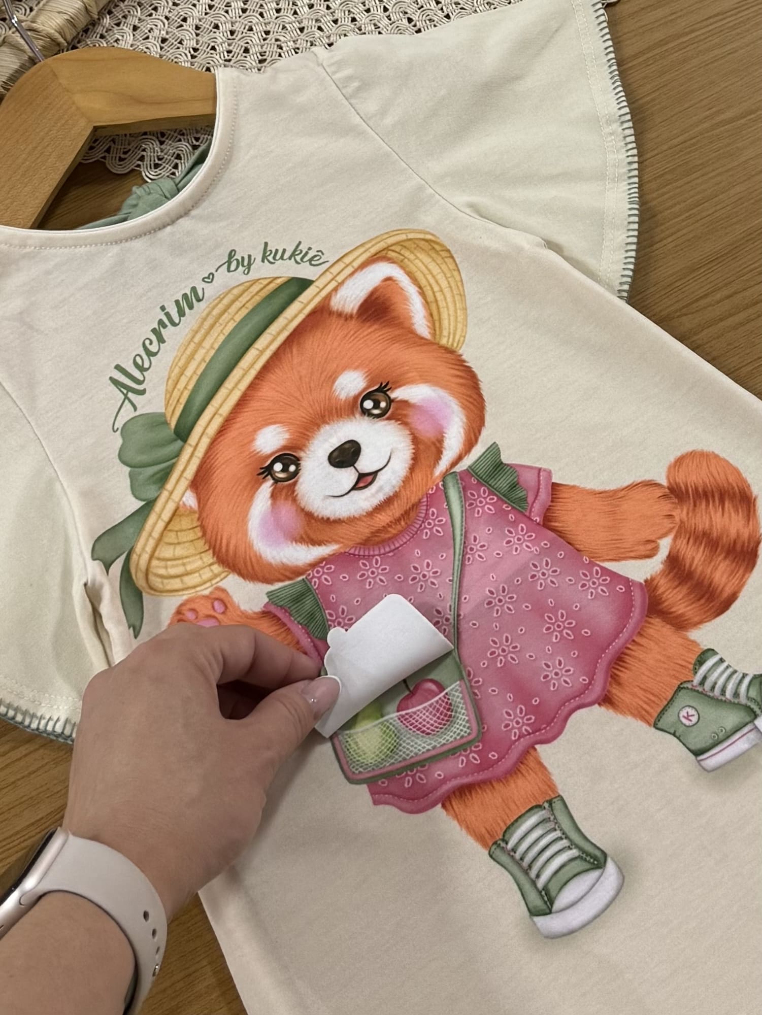 Vestido Infantil Kukiê Verão Bege Pandinha Vermelho