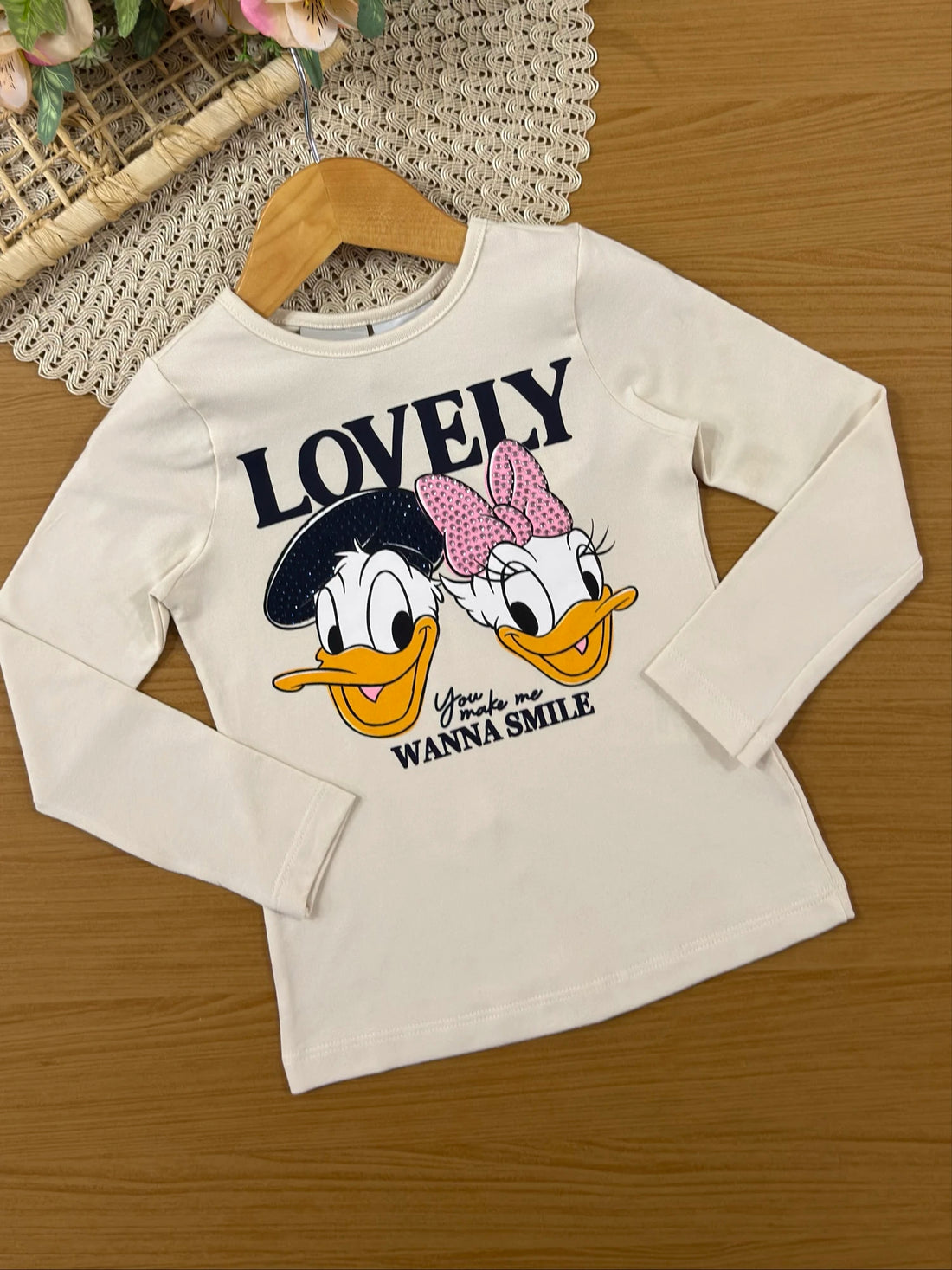 Conjunto Infantil Momi Inverno com Shorts e Blusa Manga Longa Bege Margarida e Donald Lovely