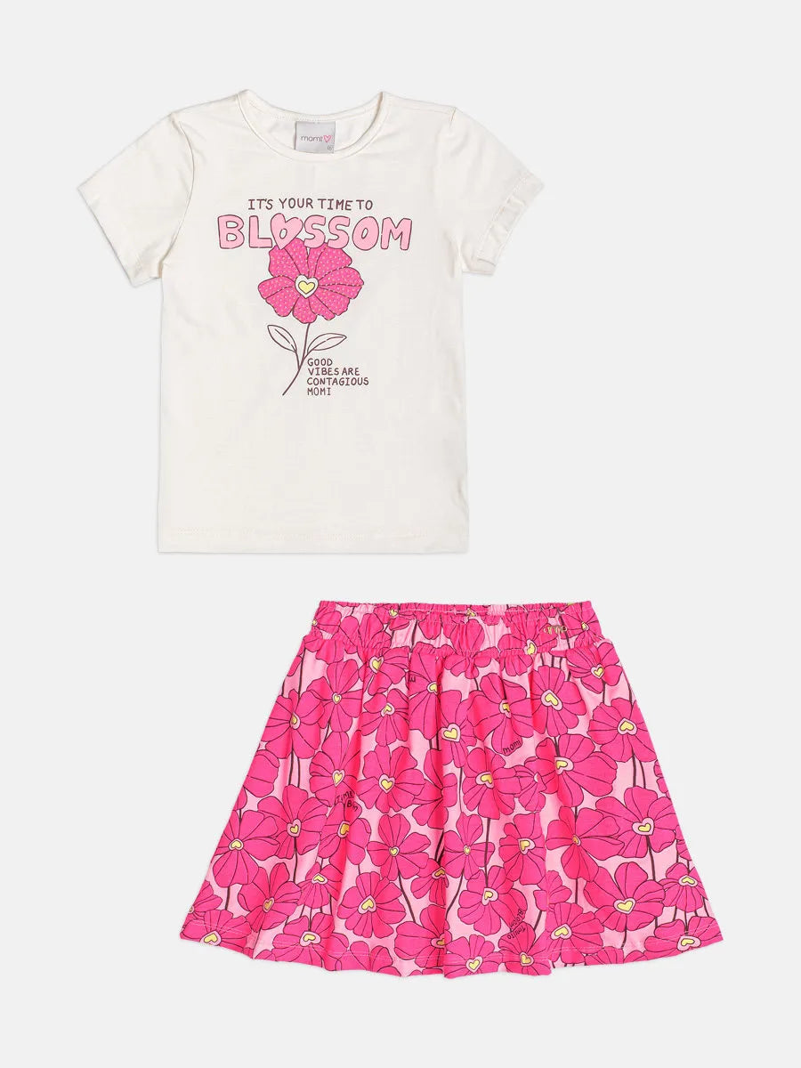 Conjunto Infantil Menina Momi com Saia Rosa e Blusa Branca Florzinha Strass