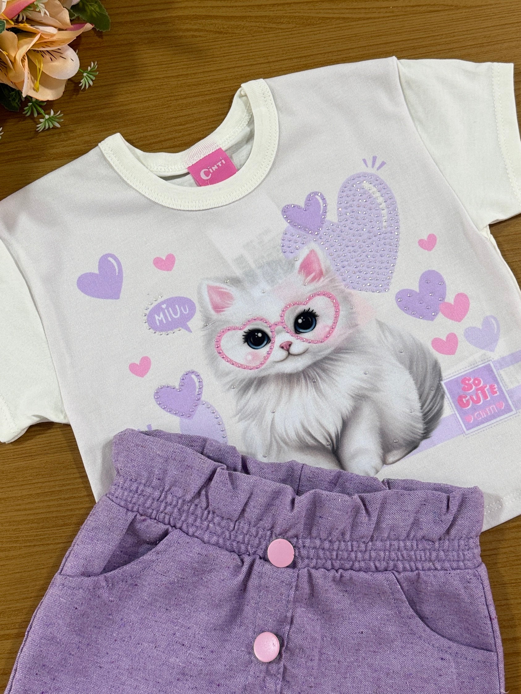 Conjunto Infantil Cinti Verão Shorts Saia Lilás e Blusa Gatinha