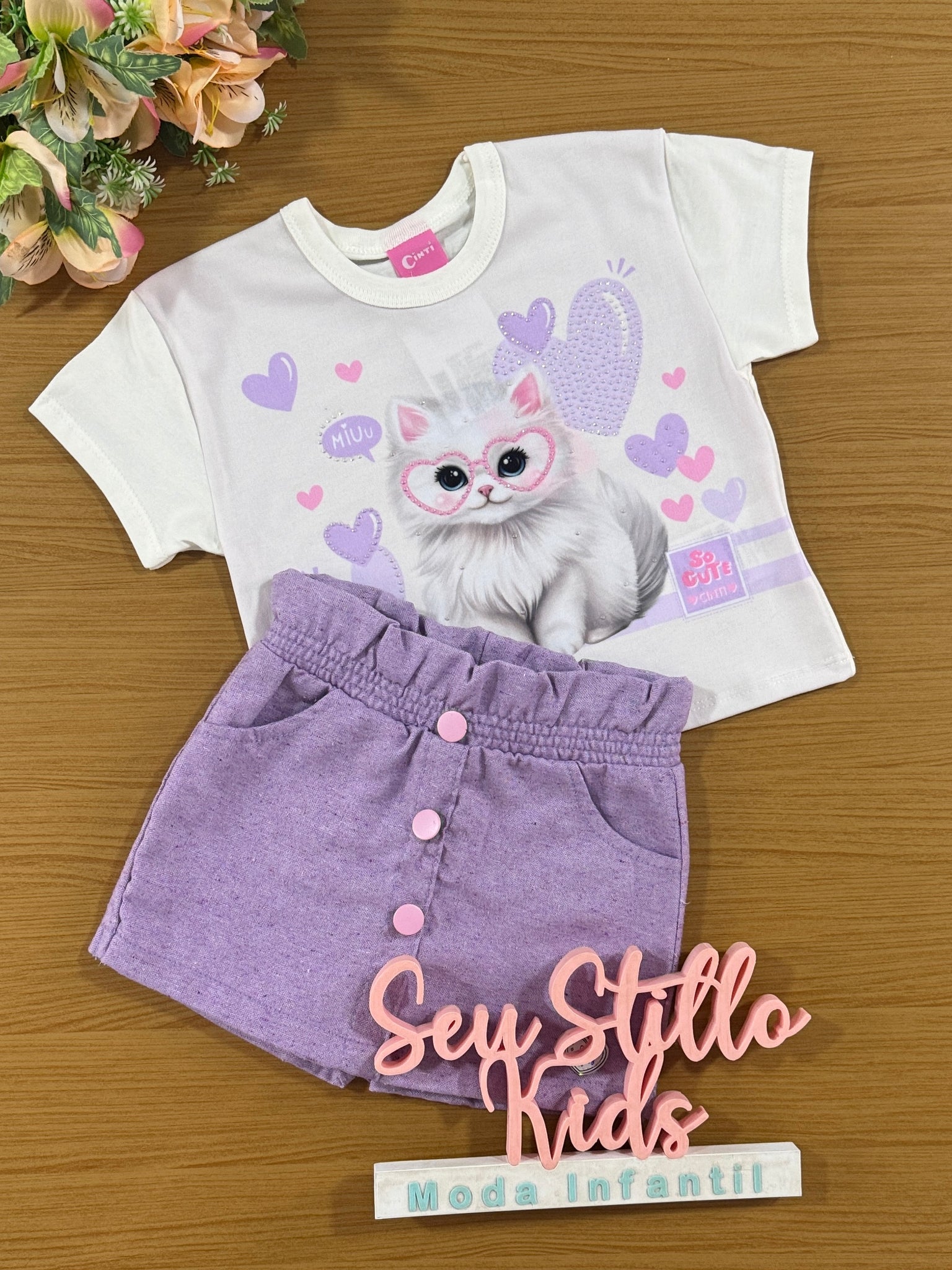 Conjunto Infantil Cinti Verão Shorts Saia Lilás e Blusa Gatinha