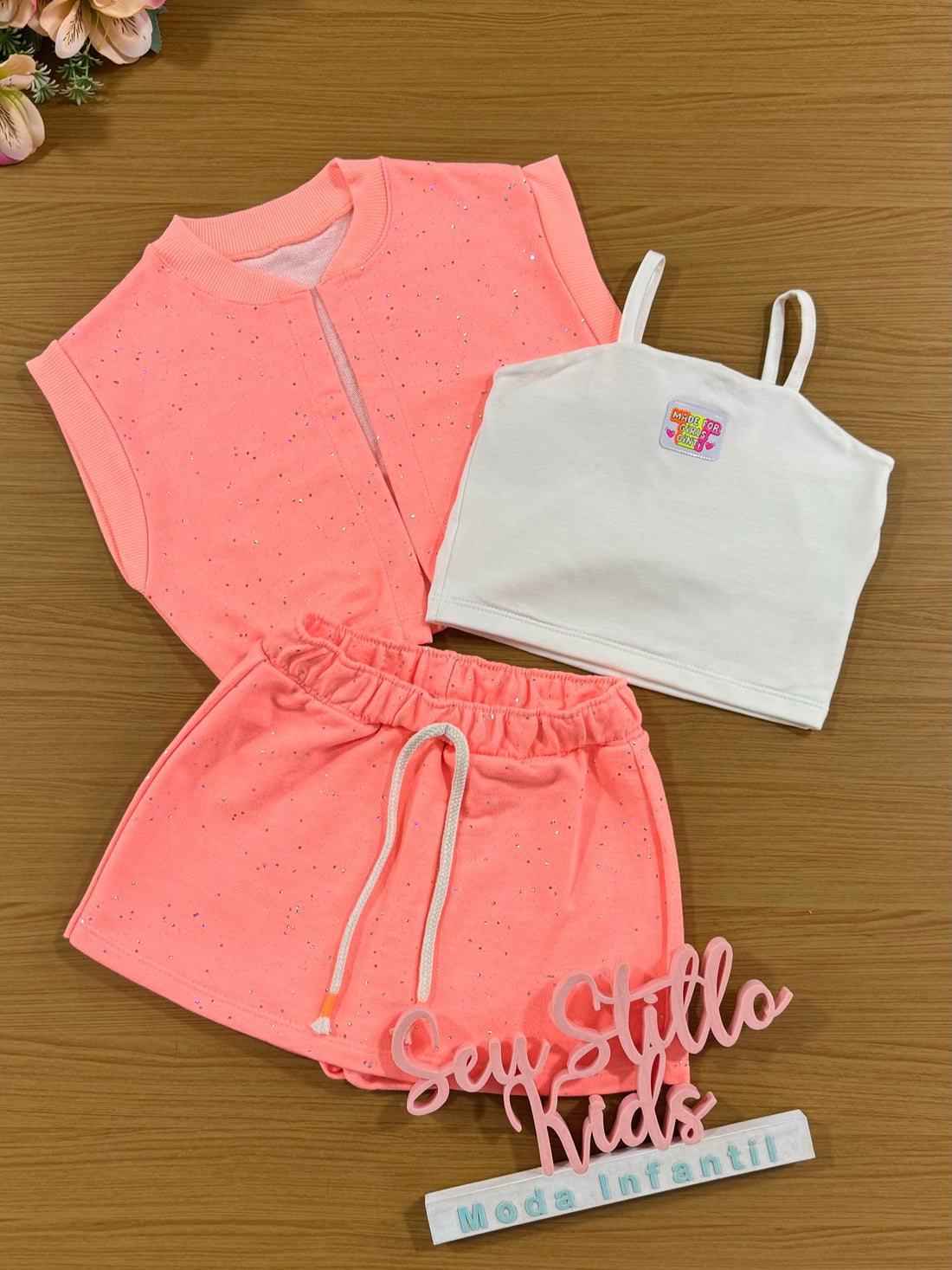 Conjunto Infantil Cinti Verão Shorts Saia, Top e Colete Laranja Brilho