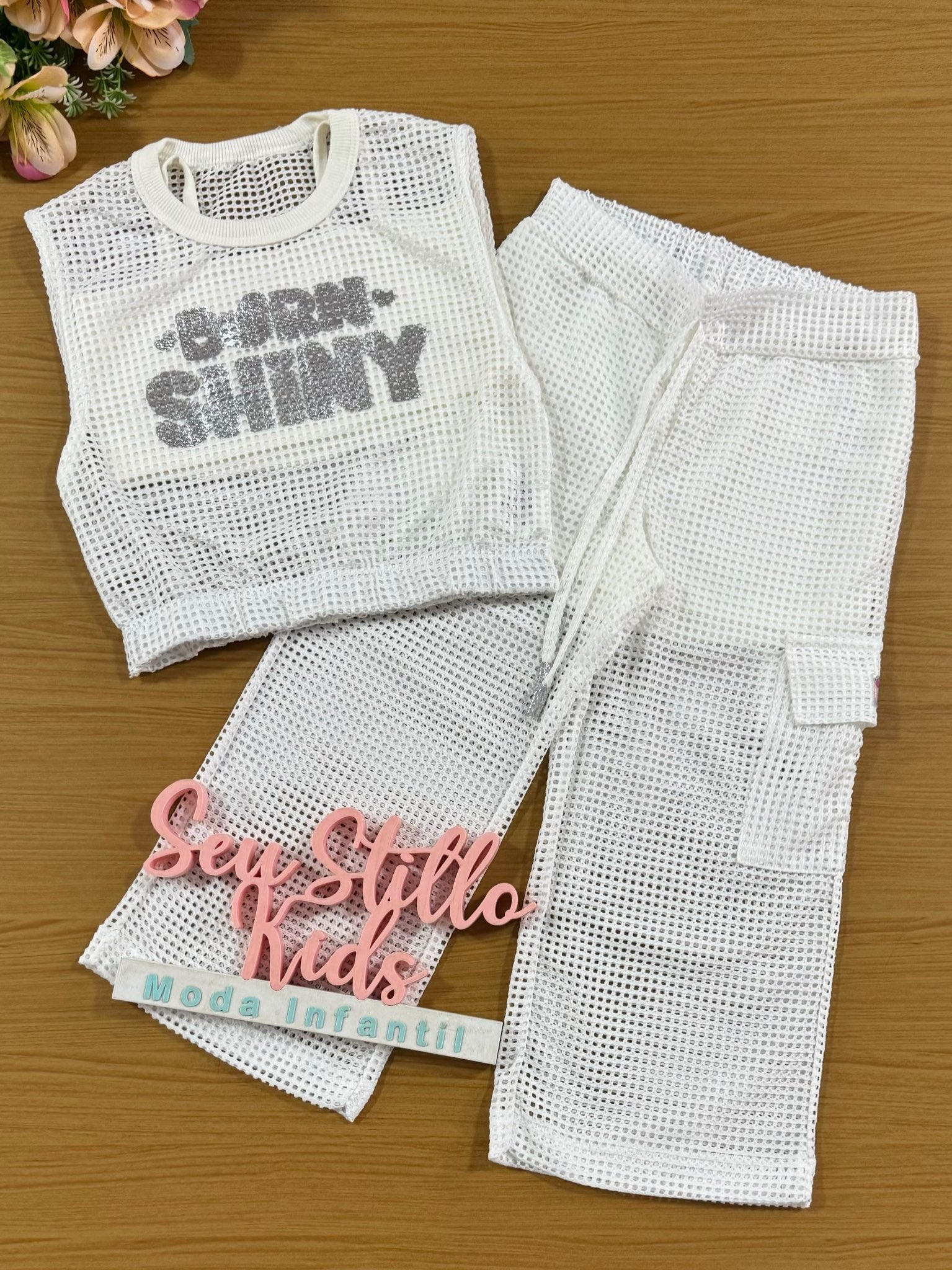 Conjunto Infantil Cinti Verão Calça, Top e Blusa Off White Telada