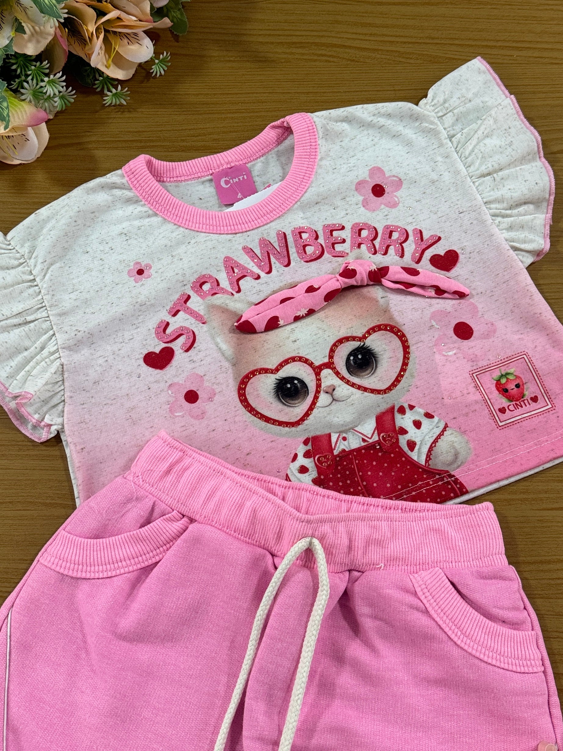 Conjunto Infantil Cinti Verão Shorts Saia Rosa e Blusa Moranguinho