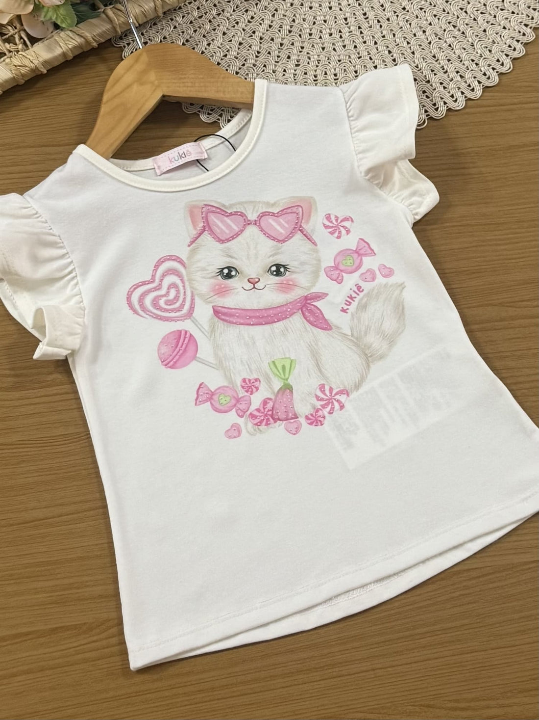 Conjunto Infantil Kukiê Verão com Shorts Rosa e Blusa Branca Gatinha