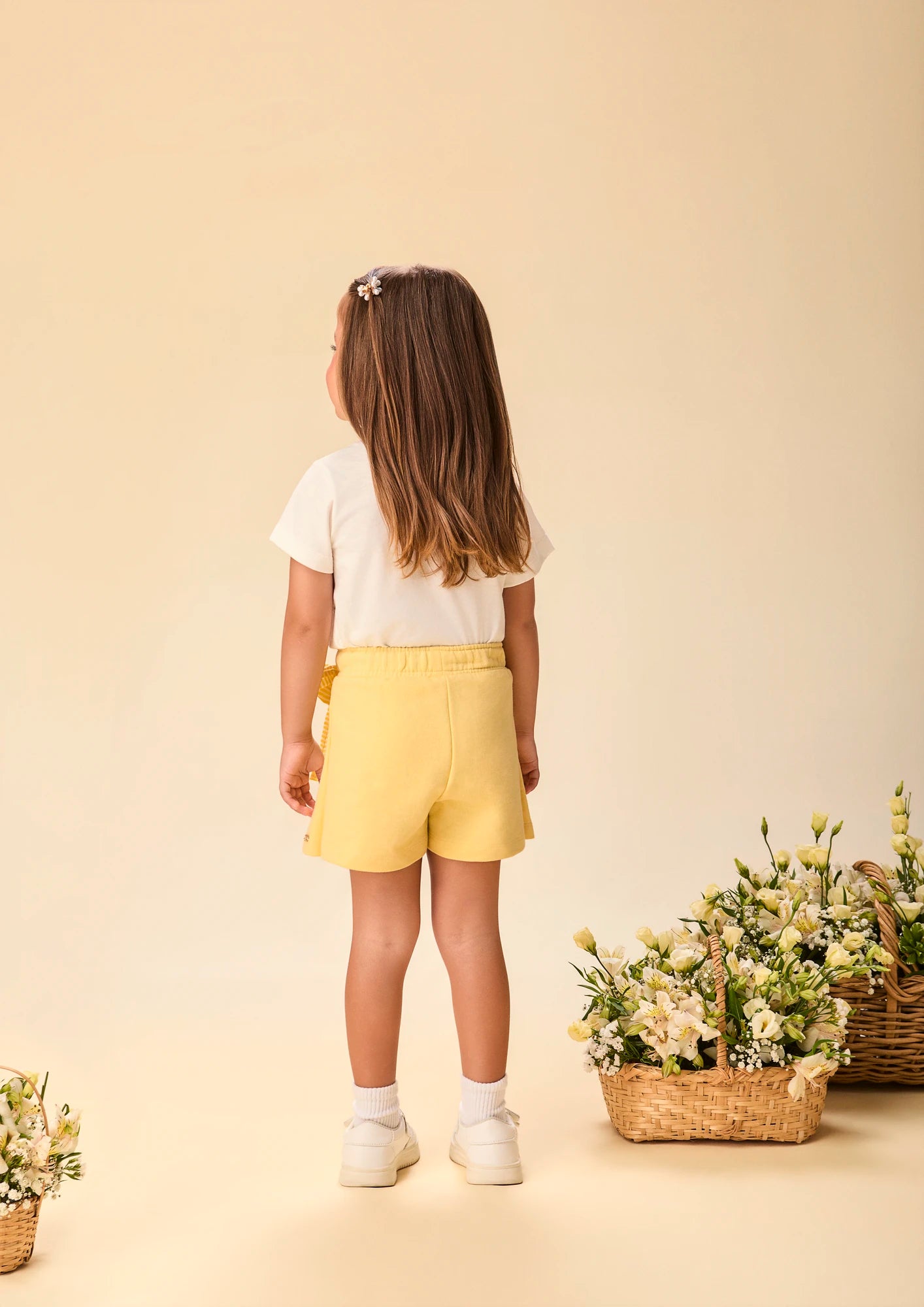 Conjunto Infantil Menina Momi, Shorts Saia Amarelo com Lacinho e Blusa Daisy