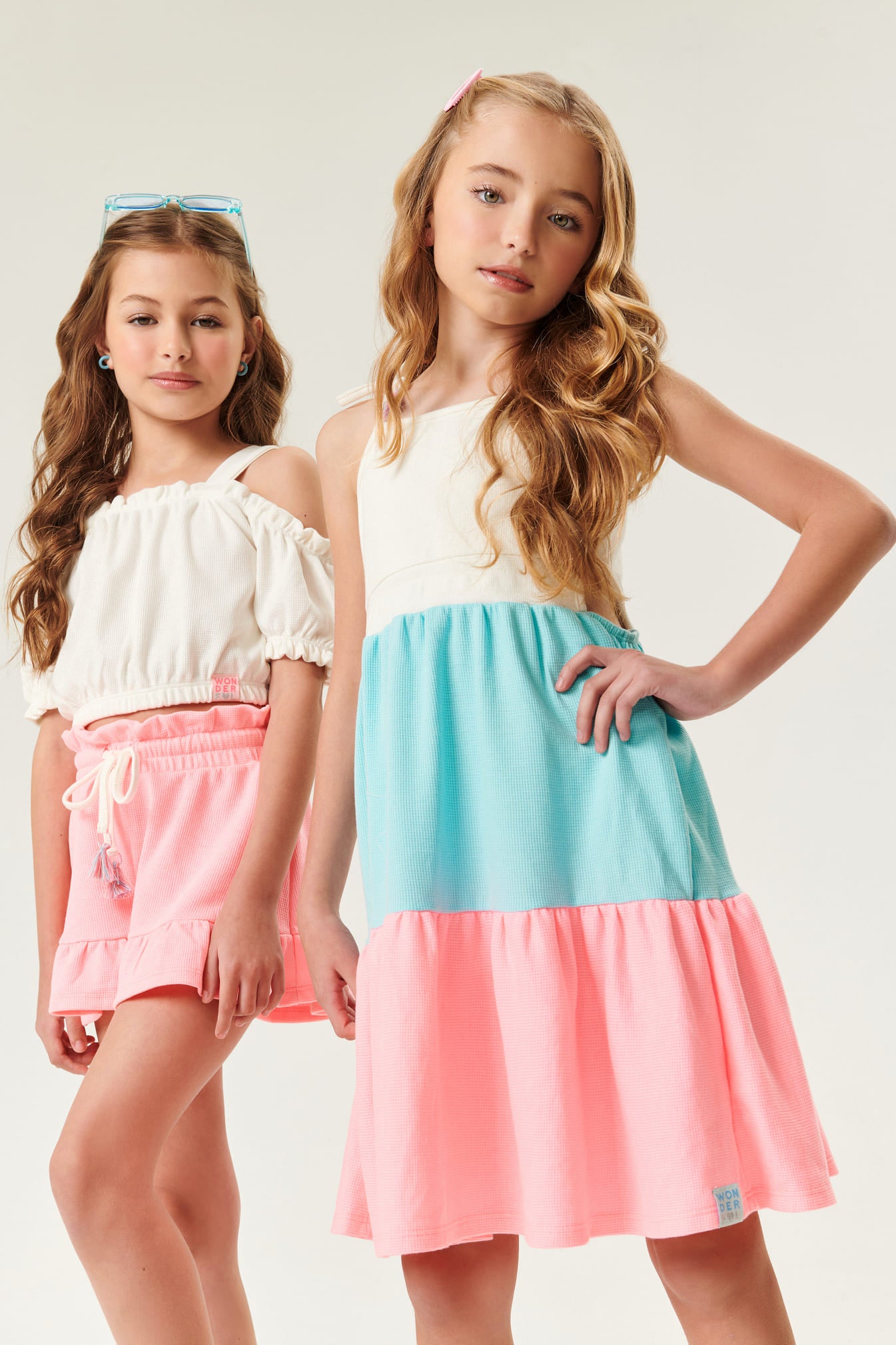 Conjunto Infantil Catavento Verão Com Shorts Rosa e Blusa Off