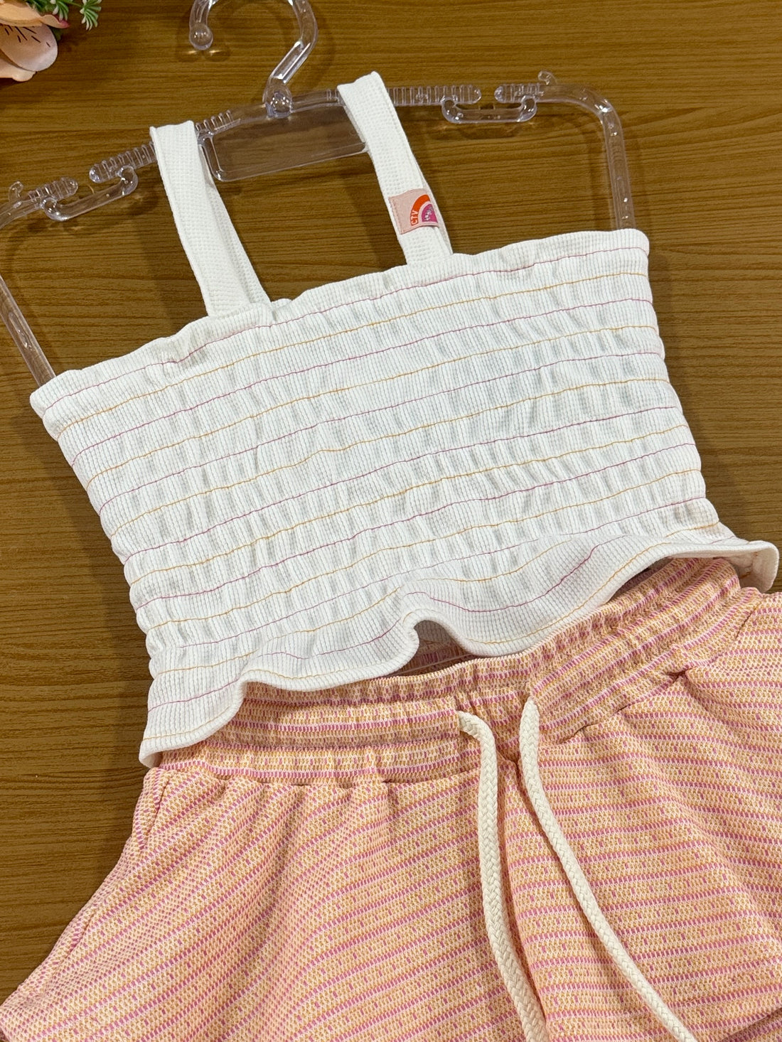 Conjunto Infantil Catavento Verão Shorts Salmão e Blusa Natural