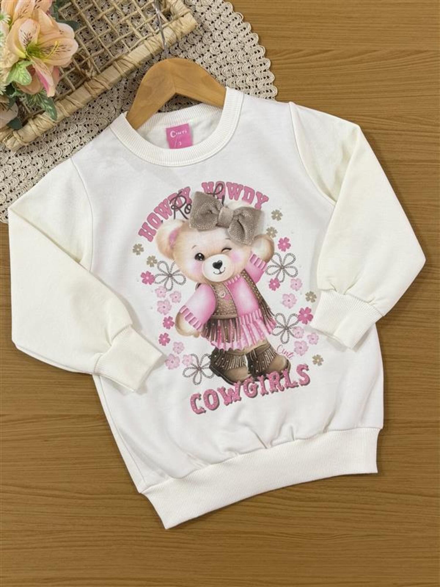 Conjunto Infantil Cinti Inverno com Calça Legging Bege e Moletom Flanelado Ursinha Lacinho