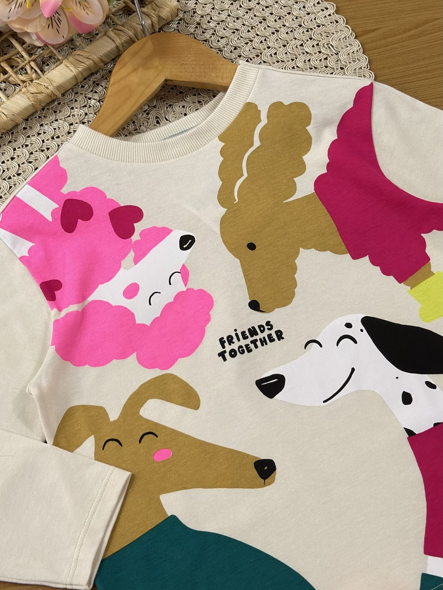 Blusa Infantil Bimbi Inveno Manga Longa Bege Cachorrinhos Friends