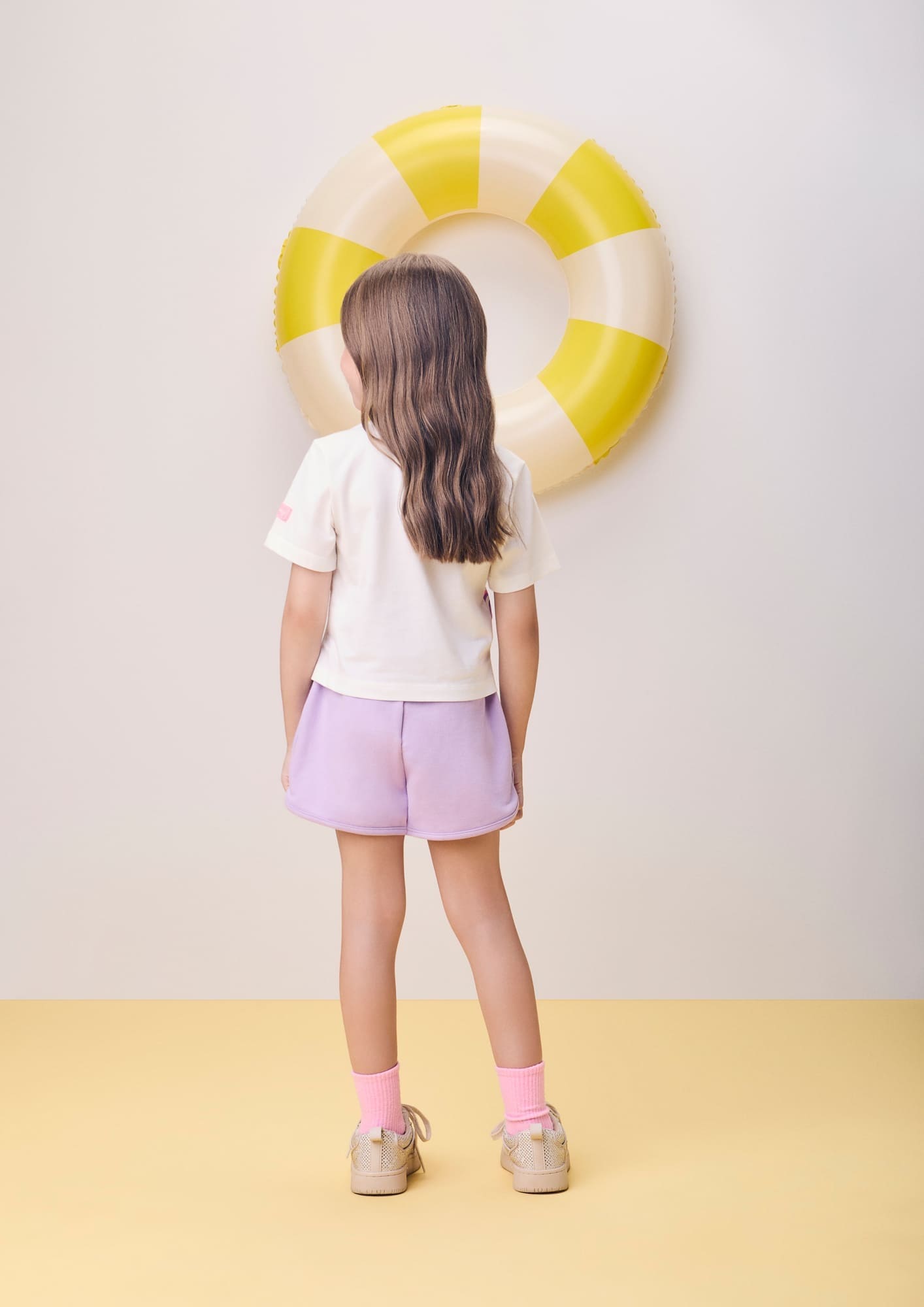 Conjunto Infantil Momi Verão com Shorts Listrado e Blusa Branca Angel Disney