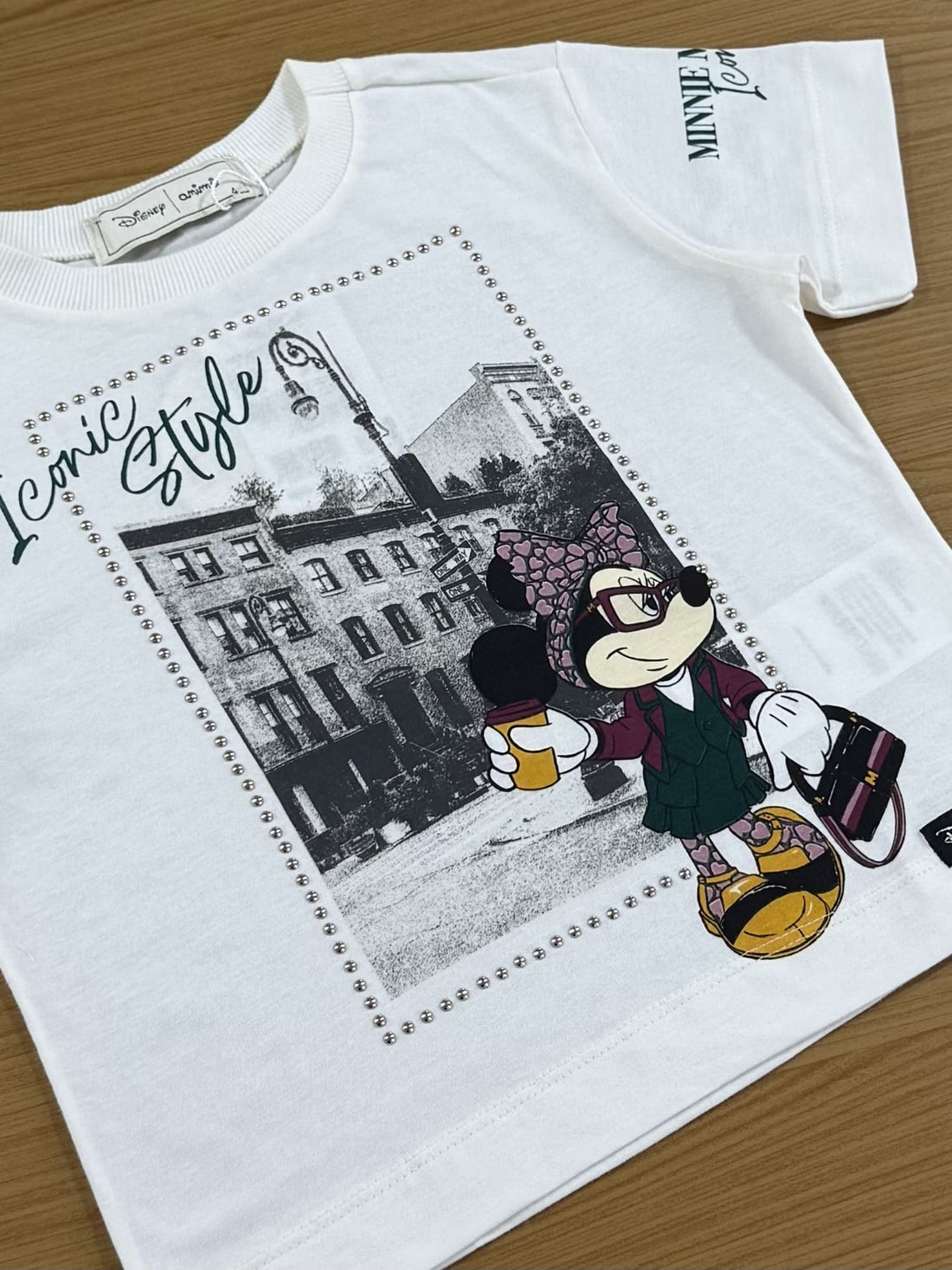 Blusa Infantil Animê Manga Curta Minnie com Strass Disney