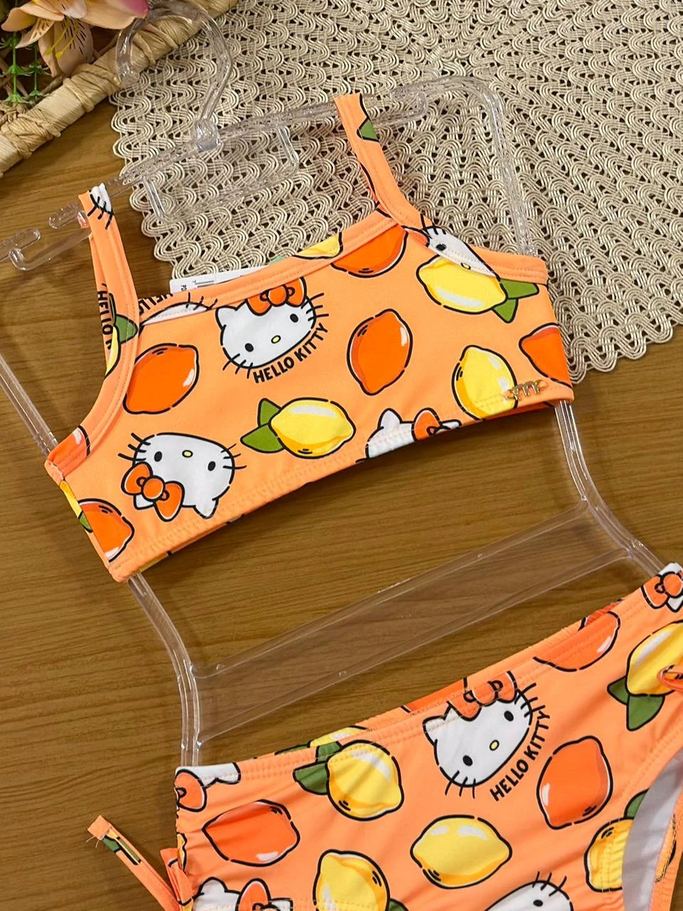 Biquíni Infantil Momi Laranja Limãozinho Hello Kitty