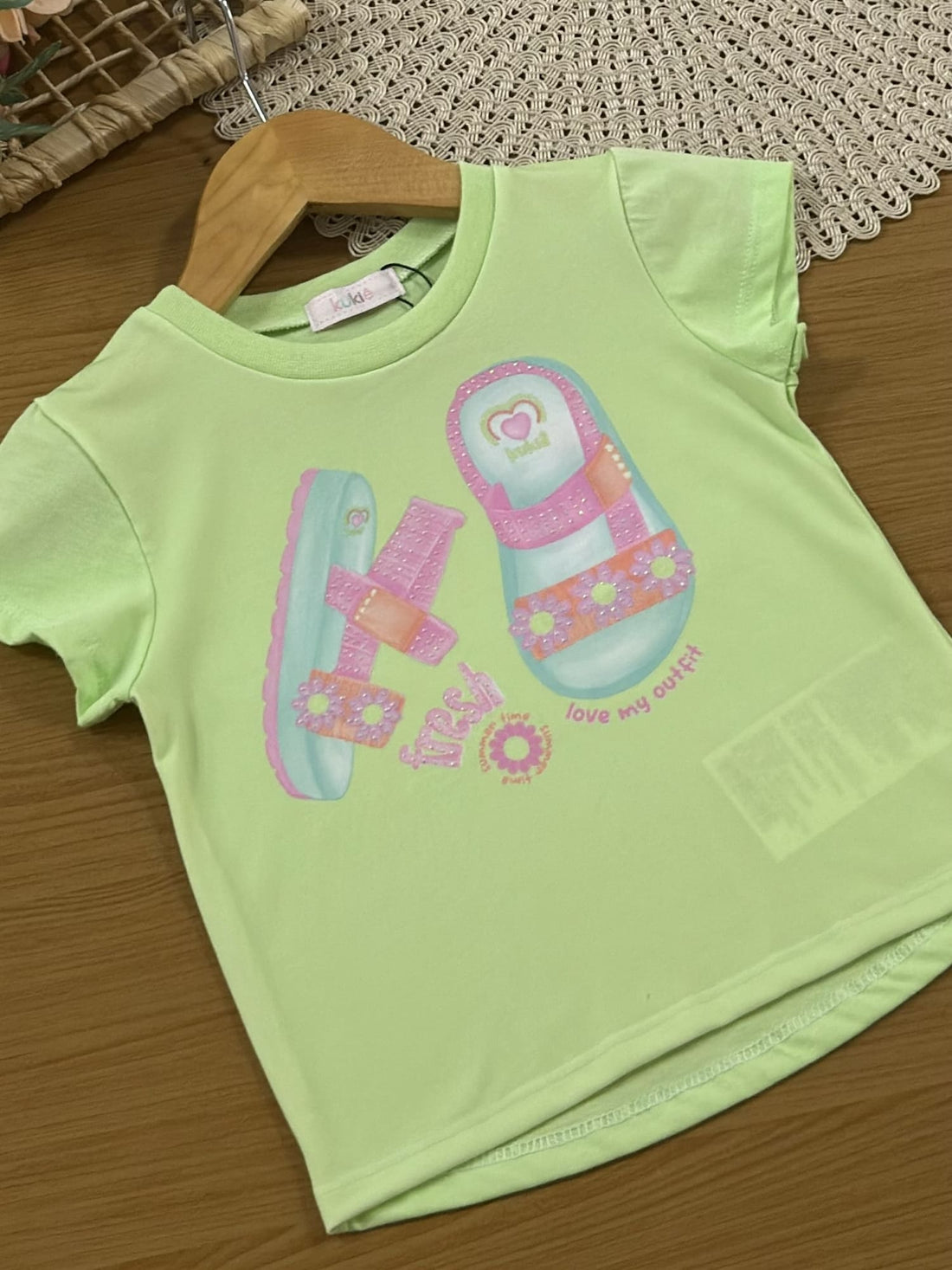 Conjunto Infantil Kukiê Verão com Shorts Verde e Blusa Verde Sapatinho
