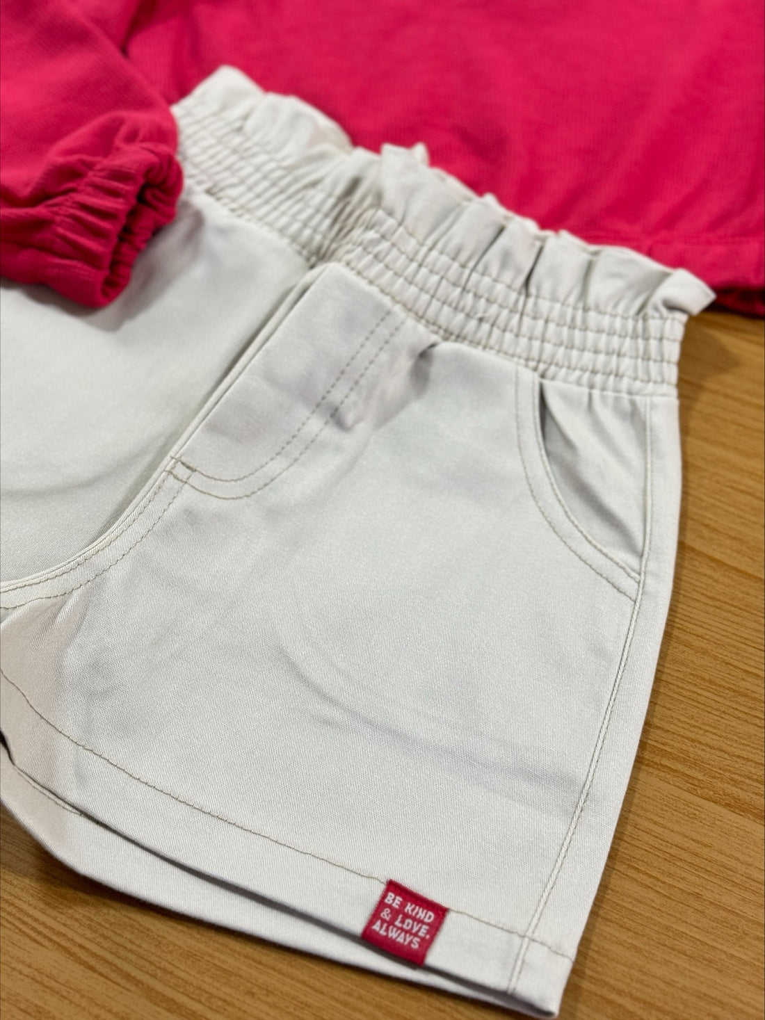 Conjunto Infantil Catavento Inverno Shorts e Moletinho Vermelho