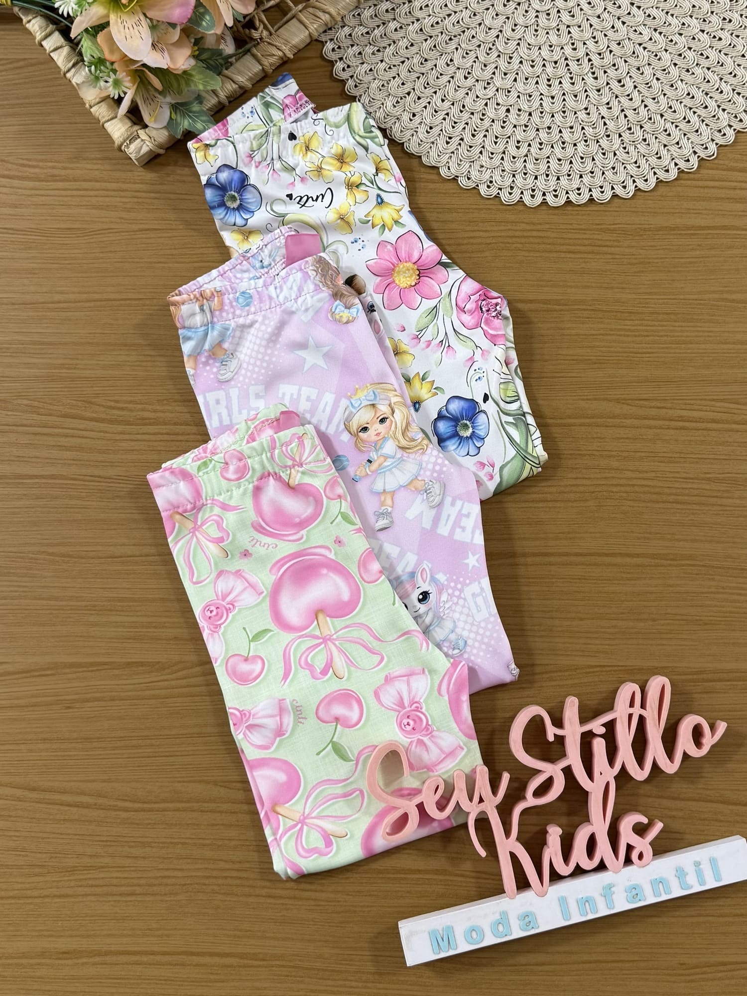 Calça Legging Infantil Cinti Verão Branco Oncinha Floral