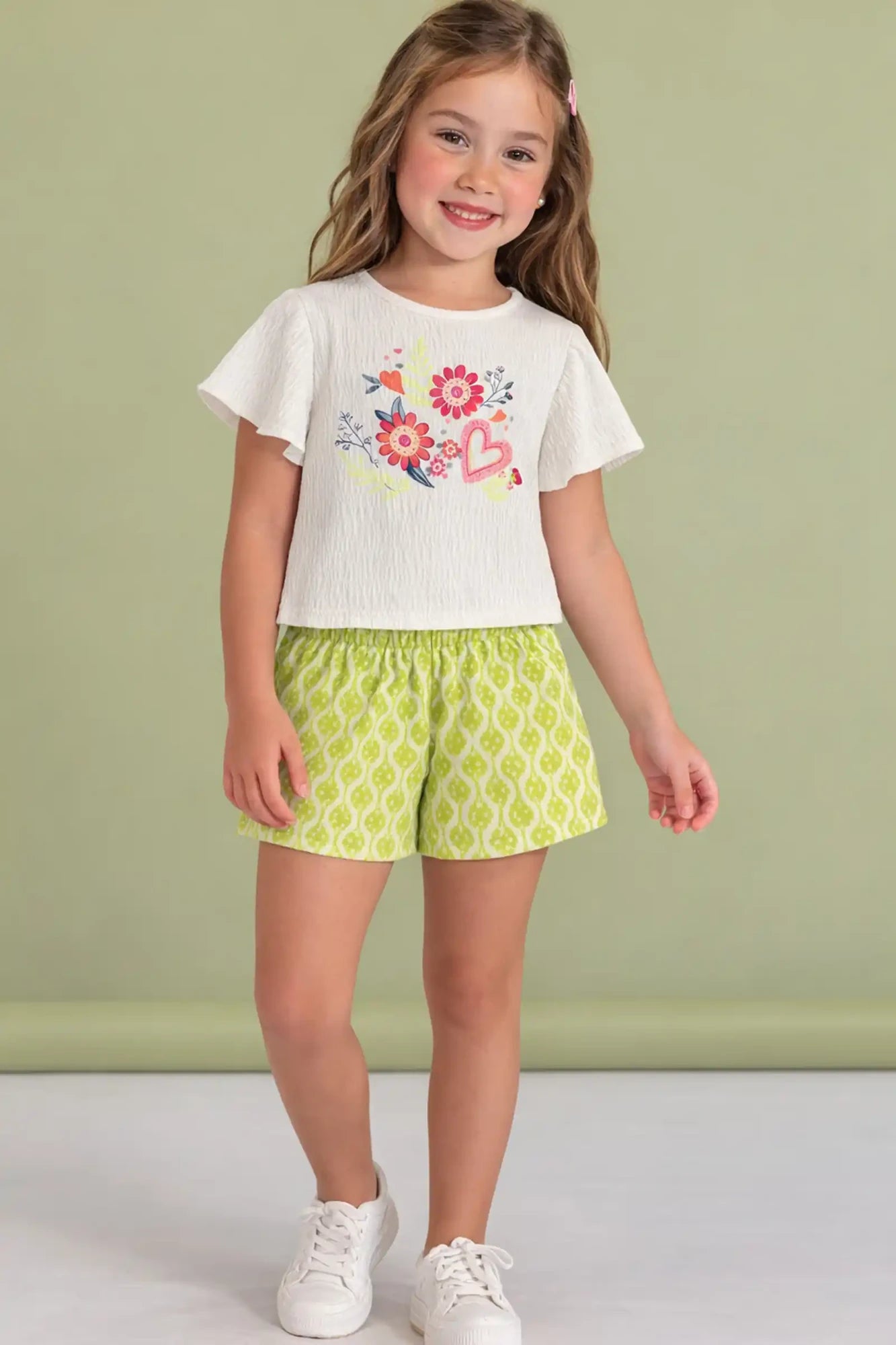 Conjunto Infantil Kukiê com Shorts Verde e Blusa Florzinhas