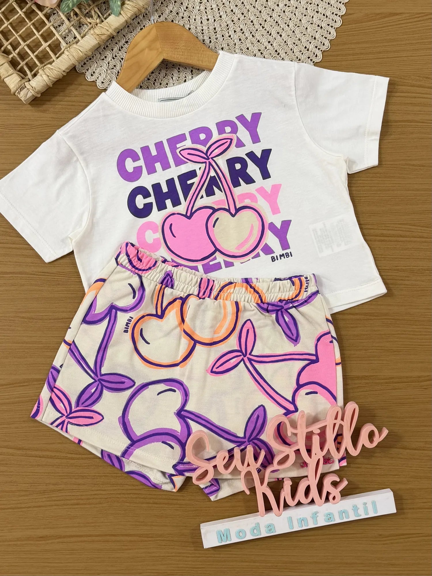 Conjunto Infantil Bimbi Inverno com Shorts Saia e Blusa Manga Curta Cherry