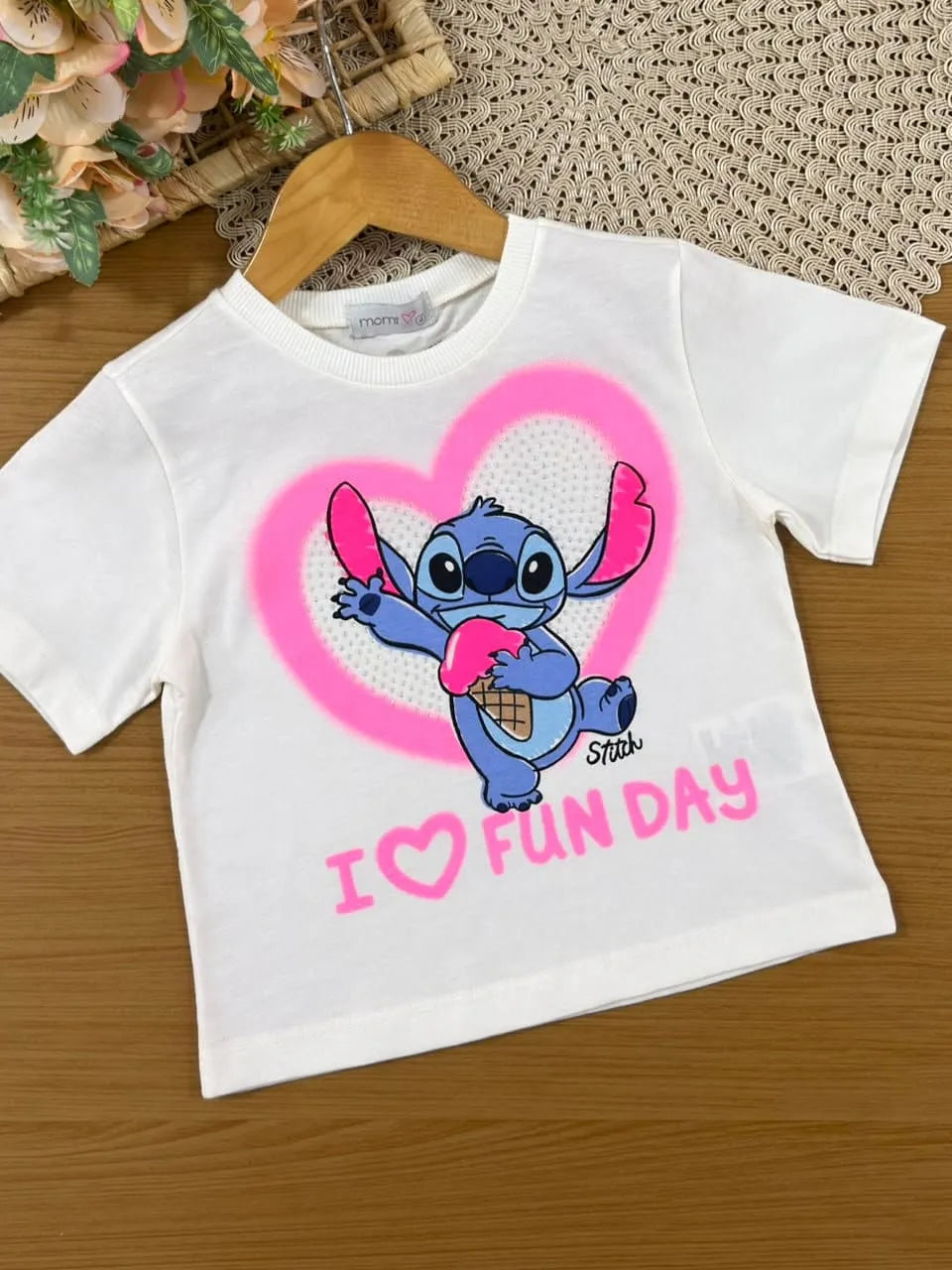 Conjunto Infantil Menina Momi Saia Rosa e Blusa Stitch Strass Disney