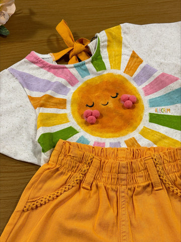 Conjunto Infantil Kukie Inverno Shorts Laranja e Blusa Solzinho