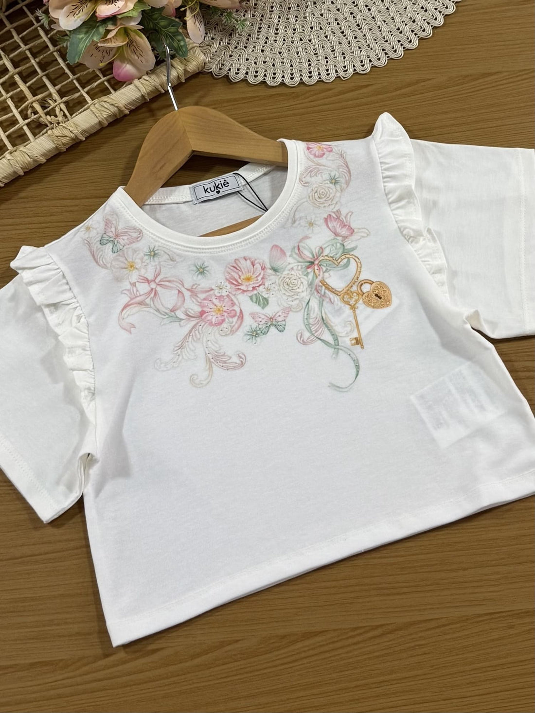 Conjunto Infantil Kukiê com Shorts Rosa e Blusa Manga Floral