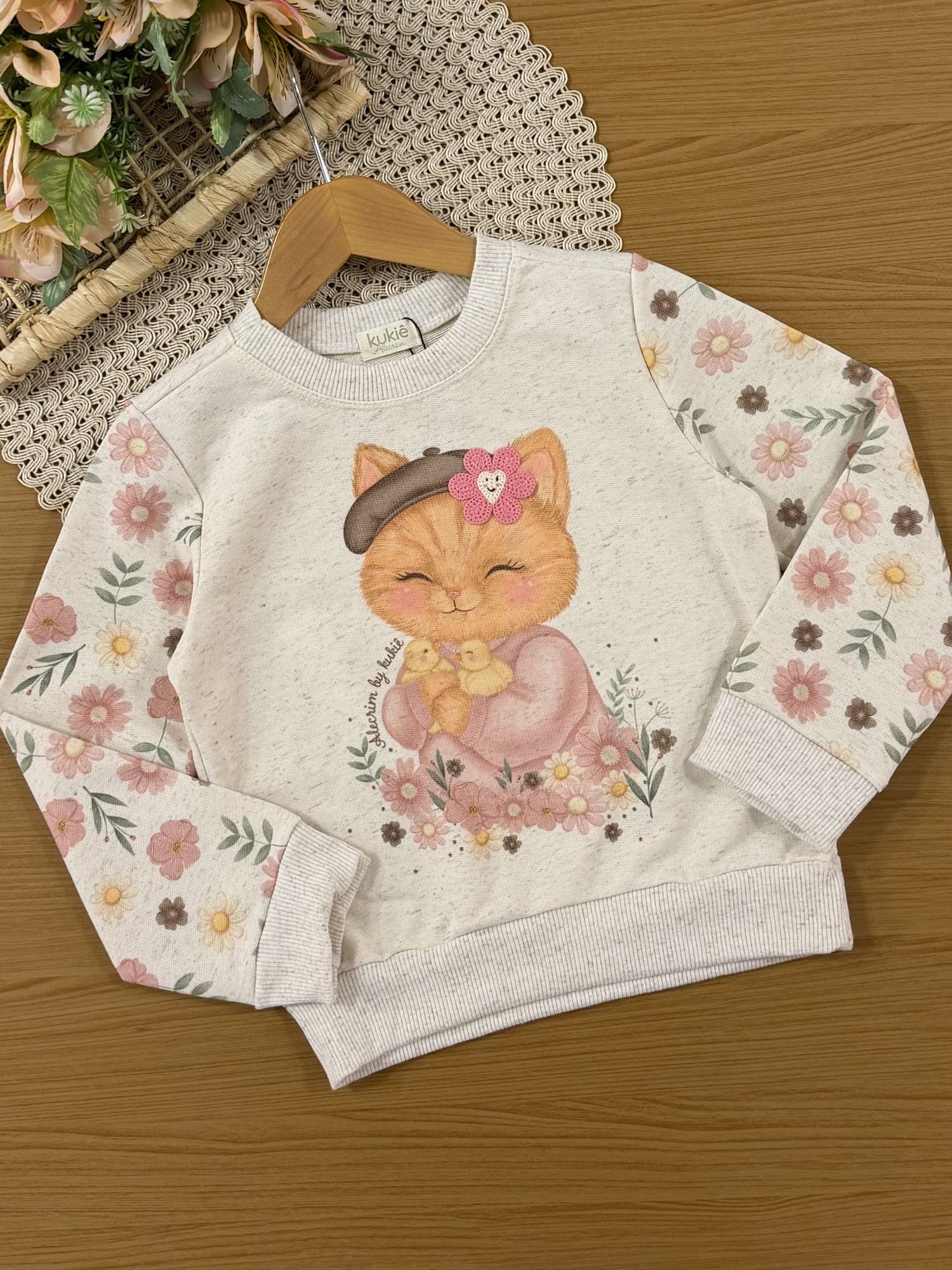 Conjunto Infantil Kukiê Inverno com Calça Legging Marrom e Moletom sem Flanela Gatinha Floral