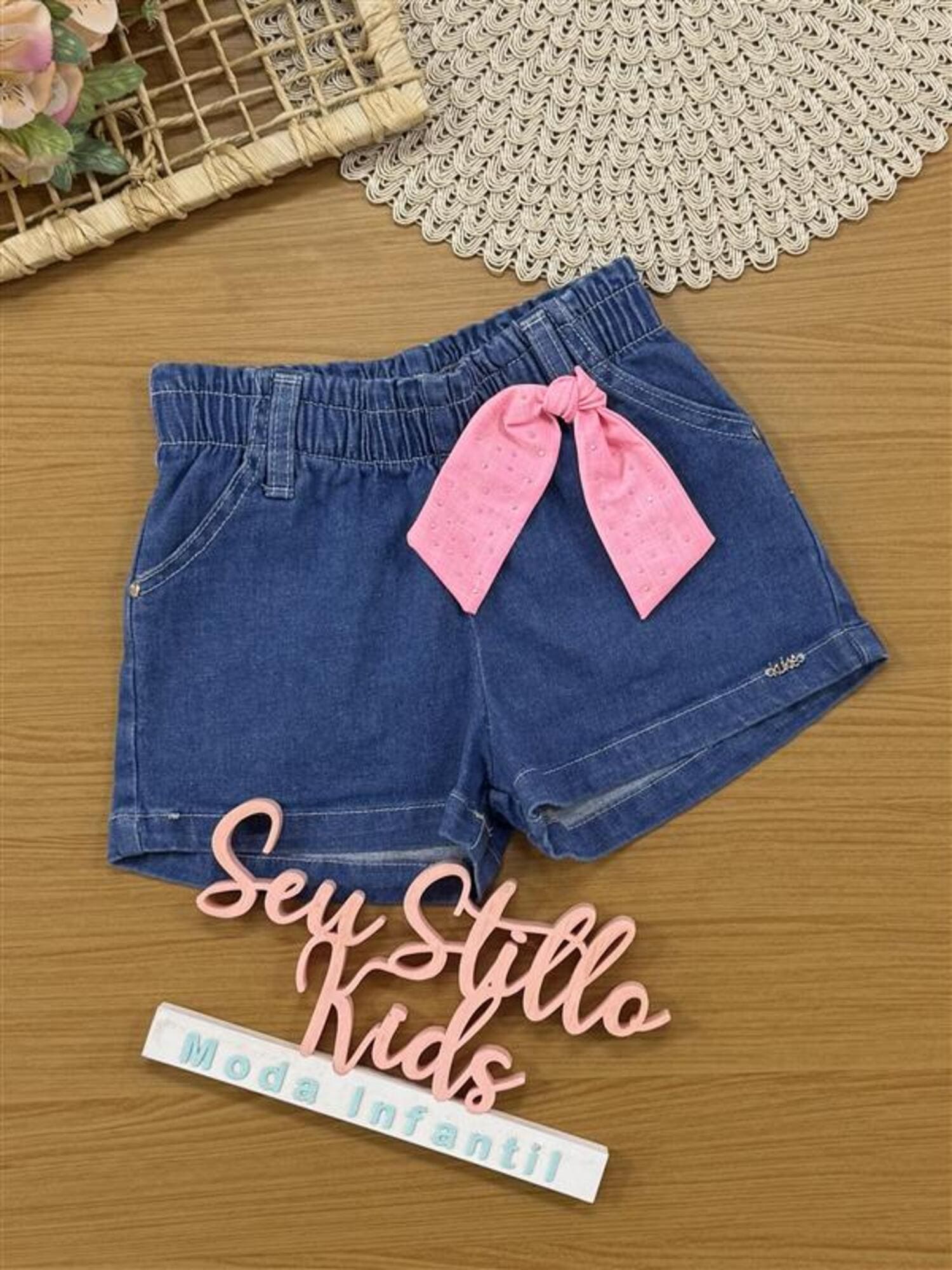 Shorts Infantil Kukiê Verão Jeans com Laço