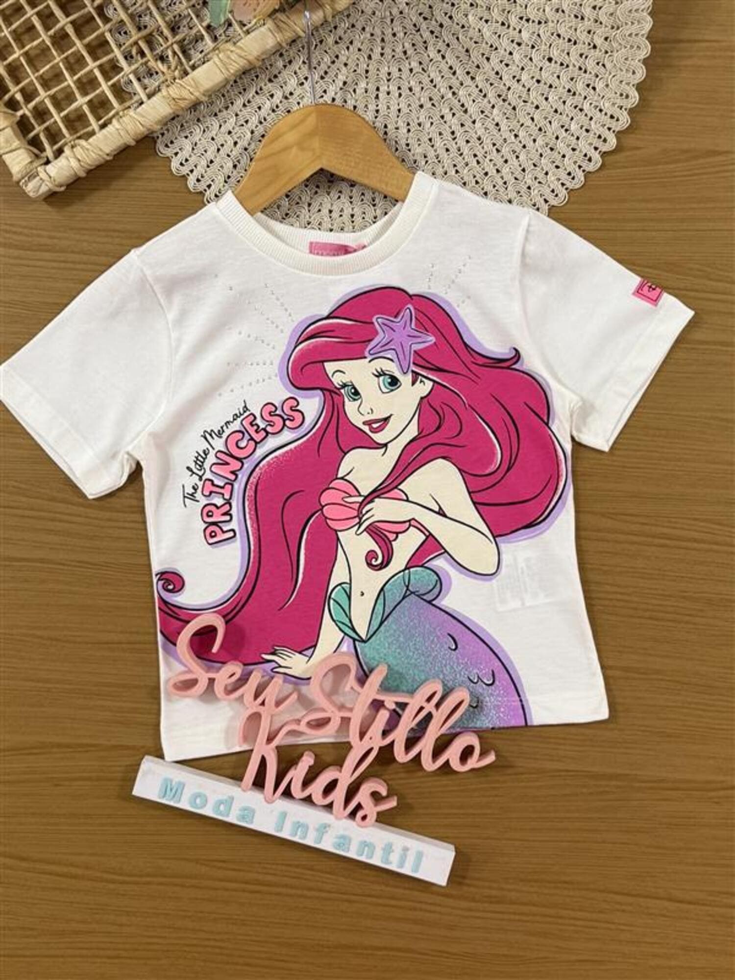 Blusa Infantil Momi Verão Branca Ariel com Strass Disney
