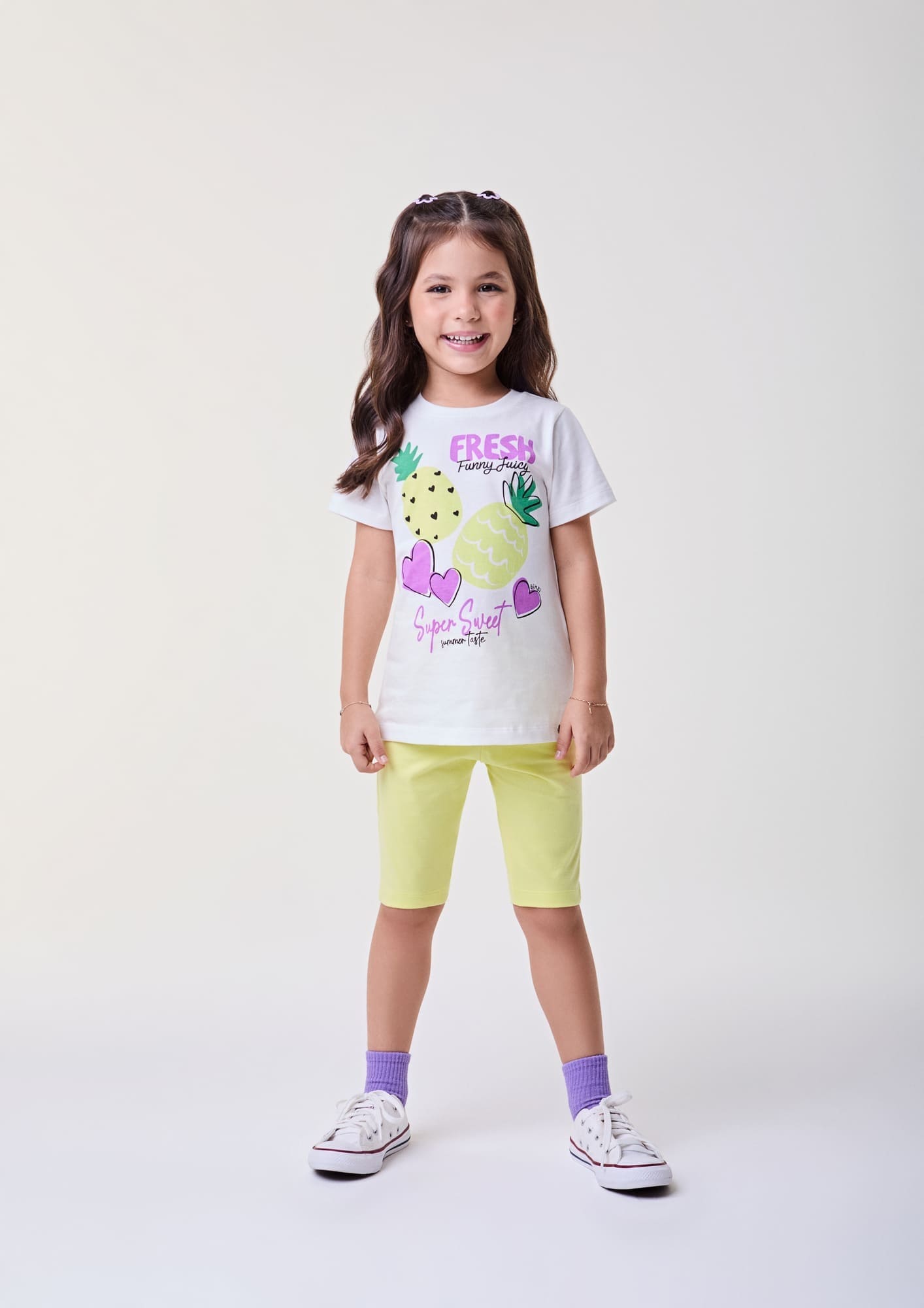 Conjunto Infantil Bimbi Verão com Shorts Ciclista Amarelo e Blusa Branca Abacaxi