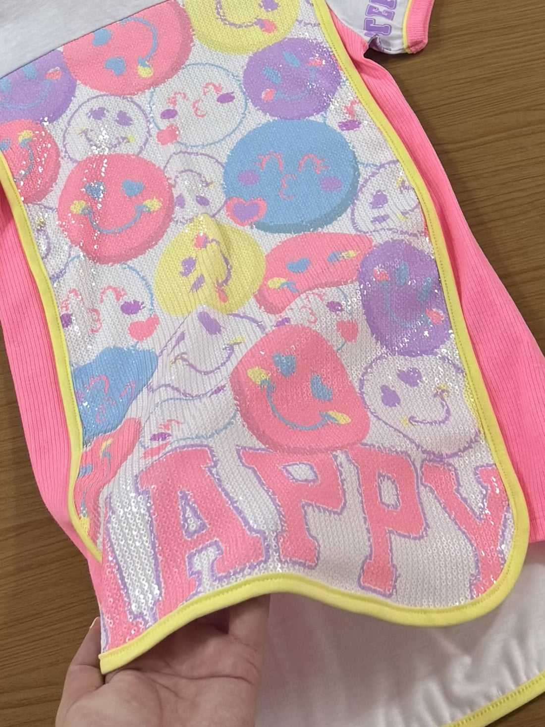 Vestido Infantil Kukiê Verão Branco Emojis em Paetê